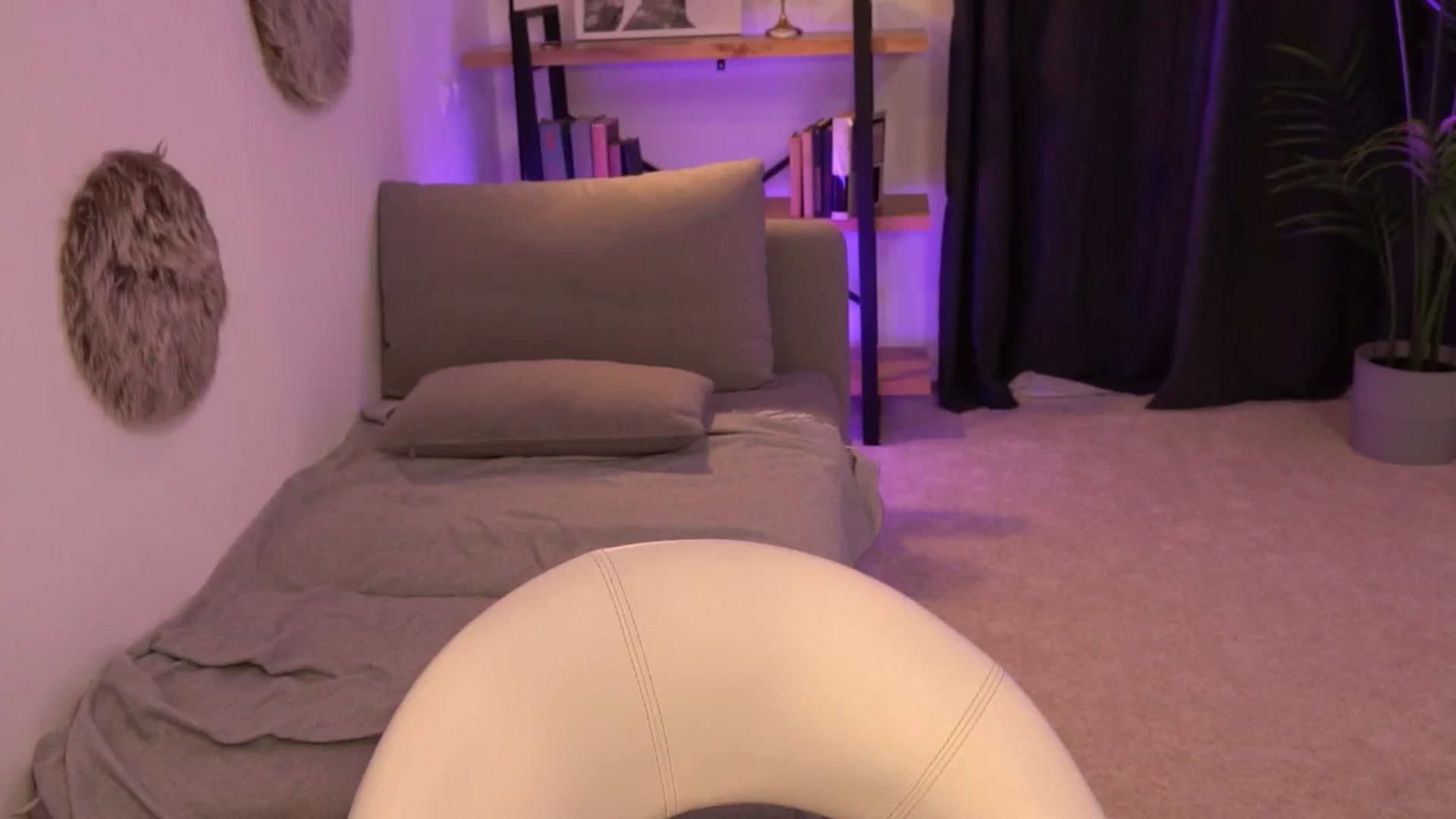Gallery image thumbnail from Manelikpearce's myfreecams stream on, 08/30/2024, 18:37 image 19 of 20