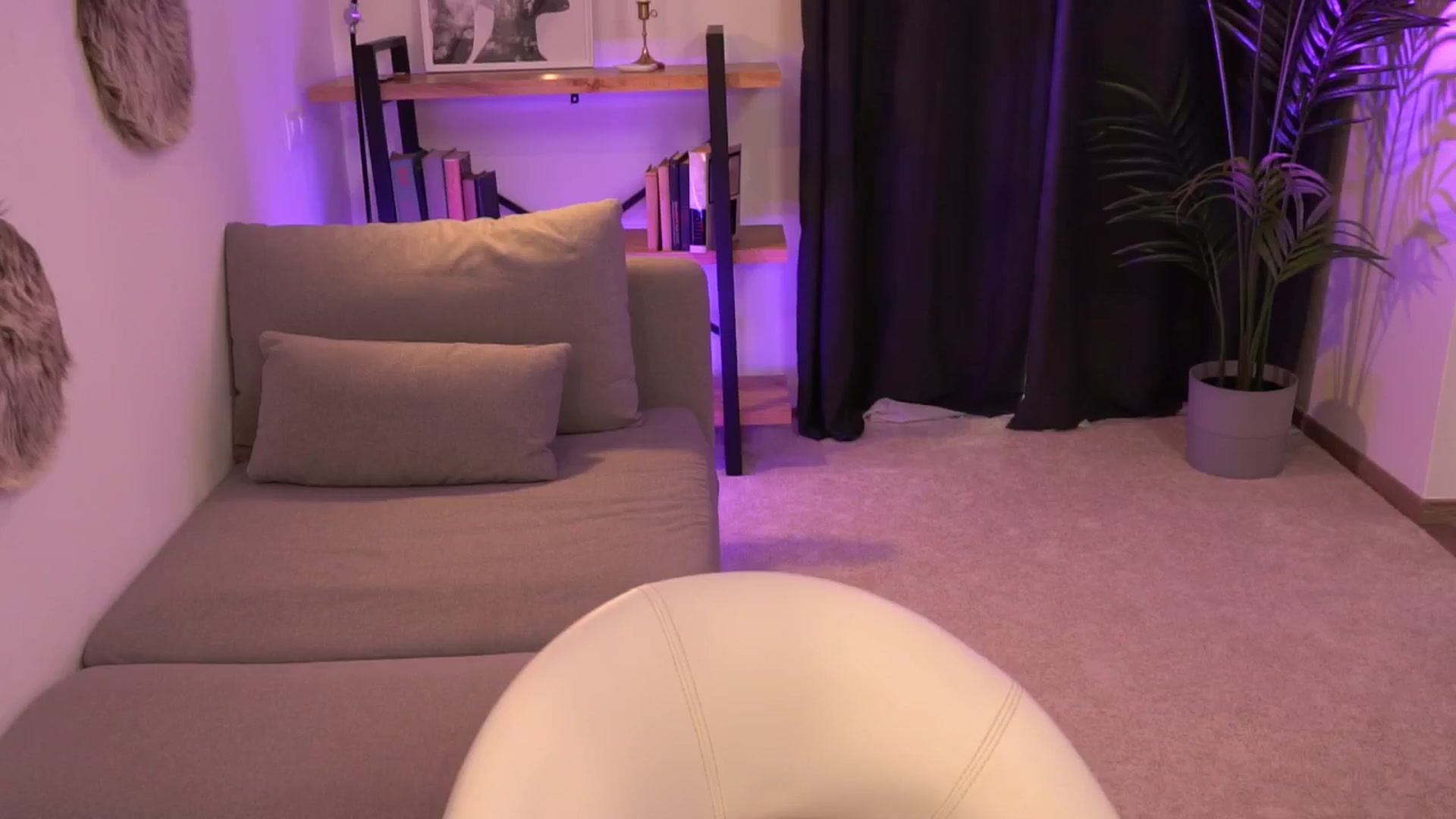 Gallery image thumbnail from Manelikpearce's myfreecams stream on, 09/03/2024, 17:06 image 3 of 20