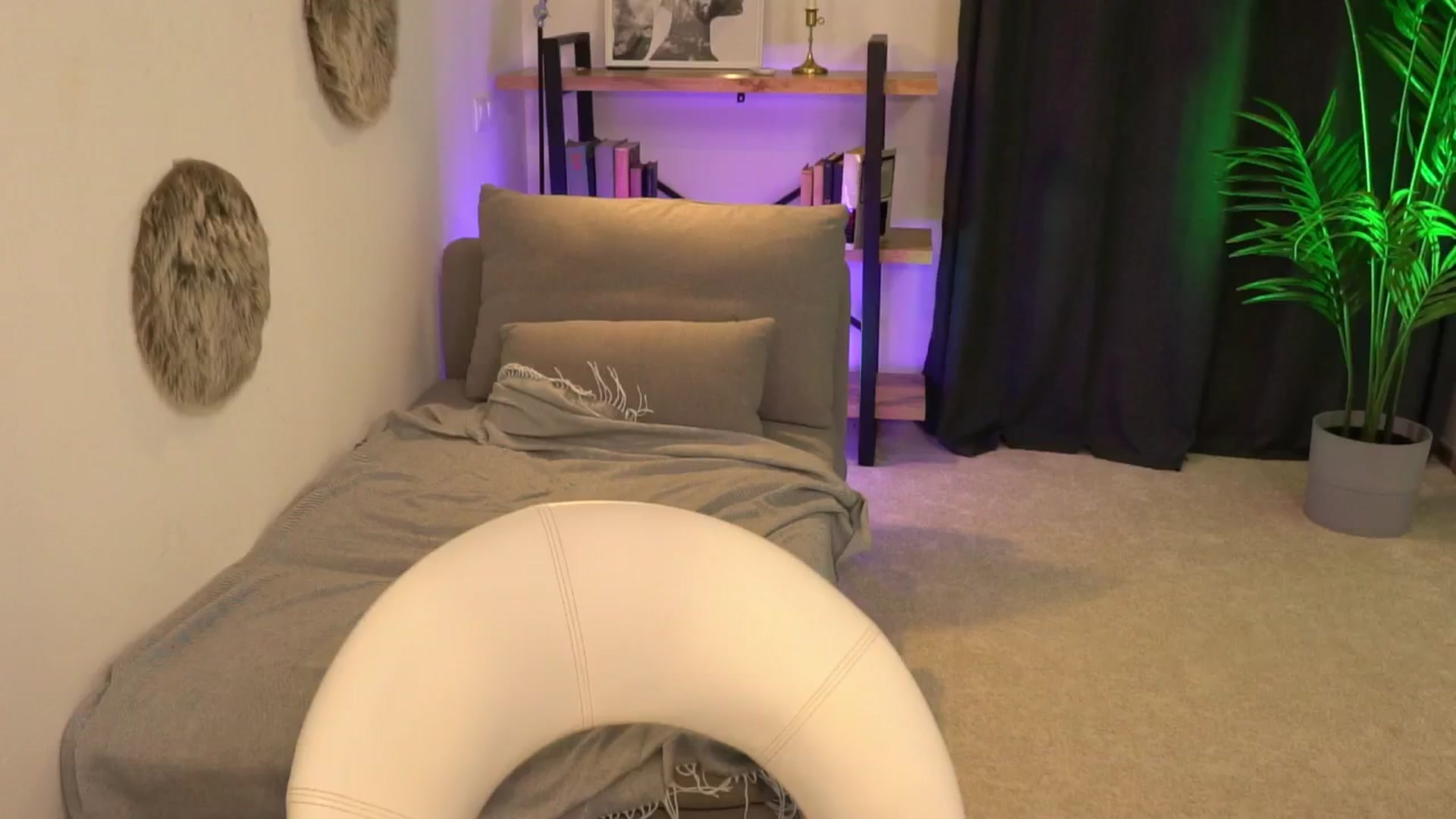 Gallery image thumbnail from Manelikpearce's myfreecams stream on, 09/10/2024, 19:53 image 17 of 20