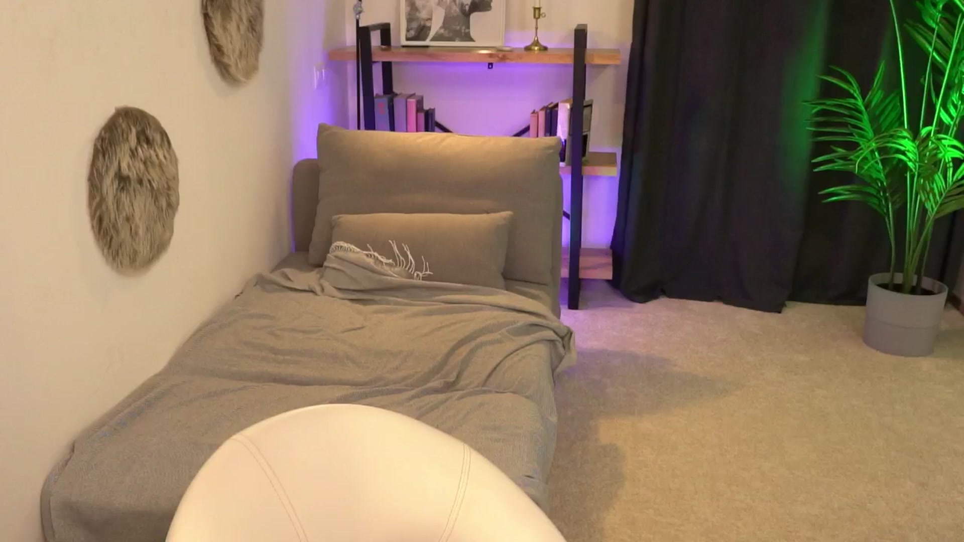 Gallery image thumbnail from Manelikpearce's myfreecams stream on, 09/10/2024, 19:53 image 3 of 20