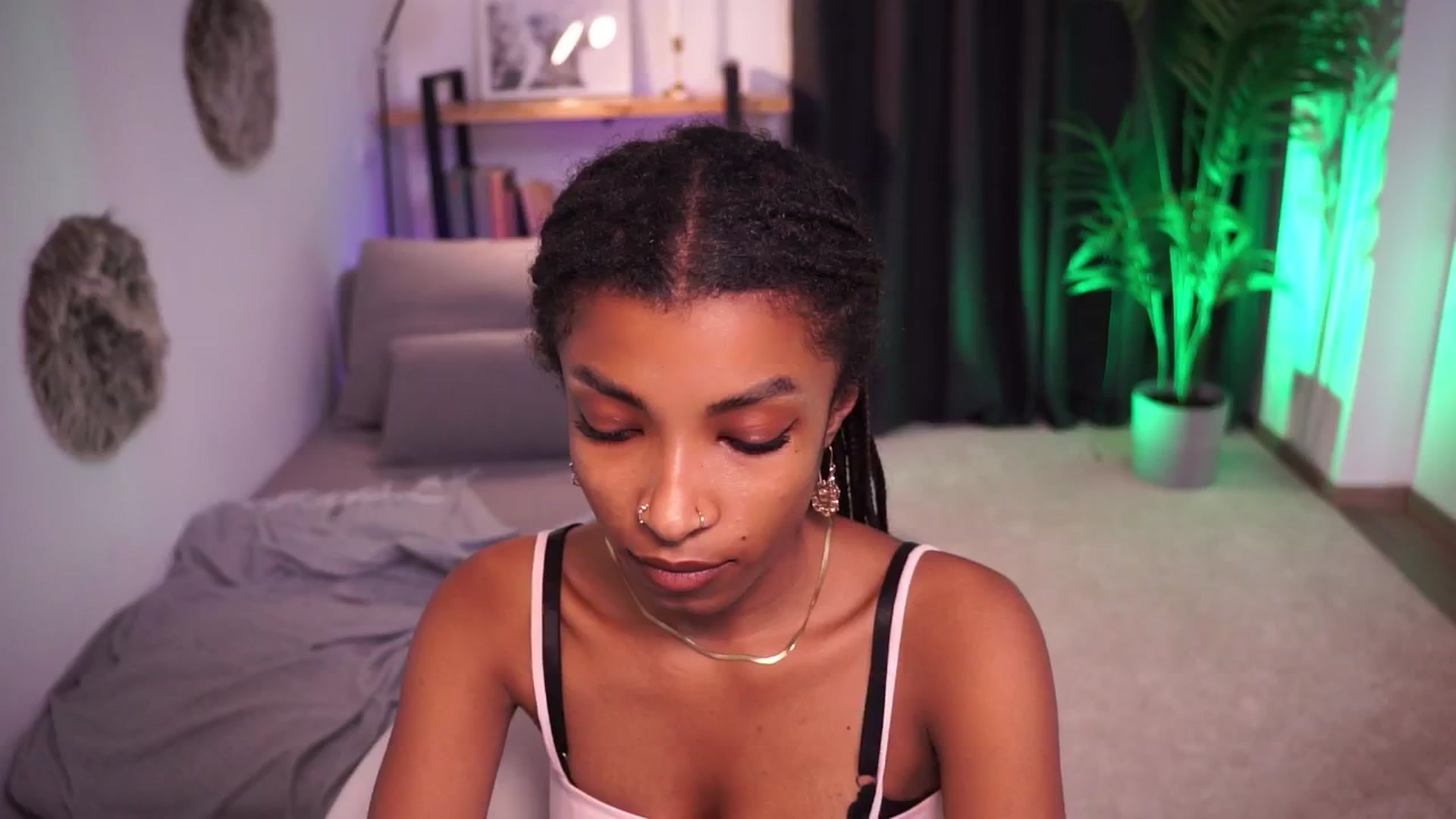 Gallery image thumbnail from Manelikpearce's myfreecams stream on, 09/24/2024, 17:35 image 1 of 20