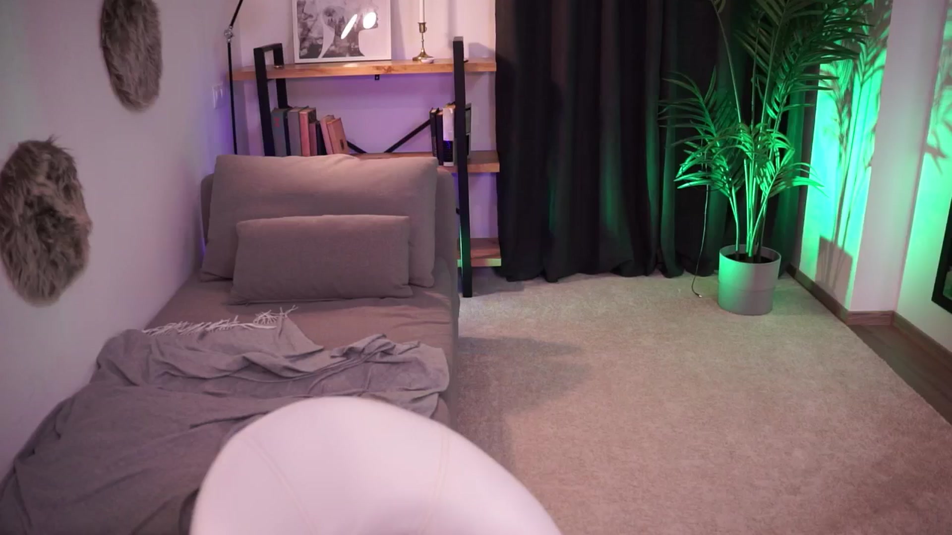 Gallery image thumbnail from Manelikpearce's myfreecams stream on, 09/24/2024, 19:04 image 9 of 20