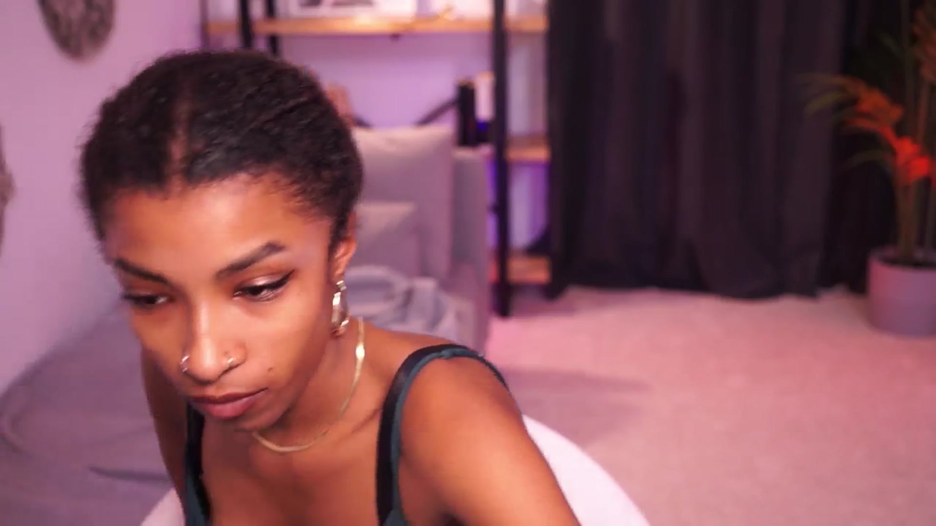 Gallery image thumbnail from Manelikpearce's myfreecams stream on, 10/05/2024, 20:47 image 15 of 20