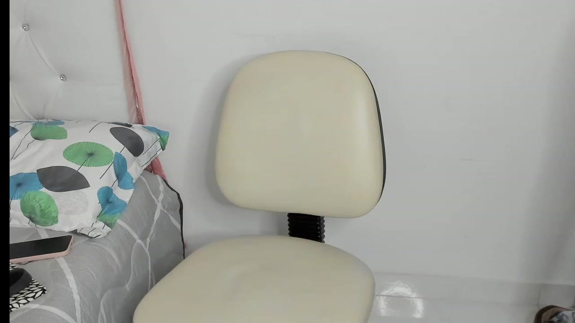 Gallery image thumbnail from Manelyk222's myfreecams stream on, 01/23/2023, 03:19 image 2 of 20