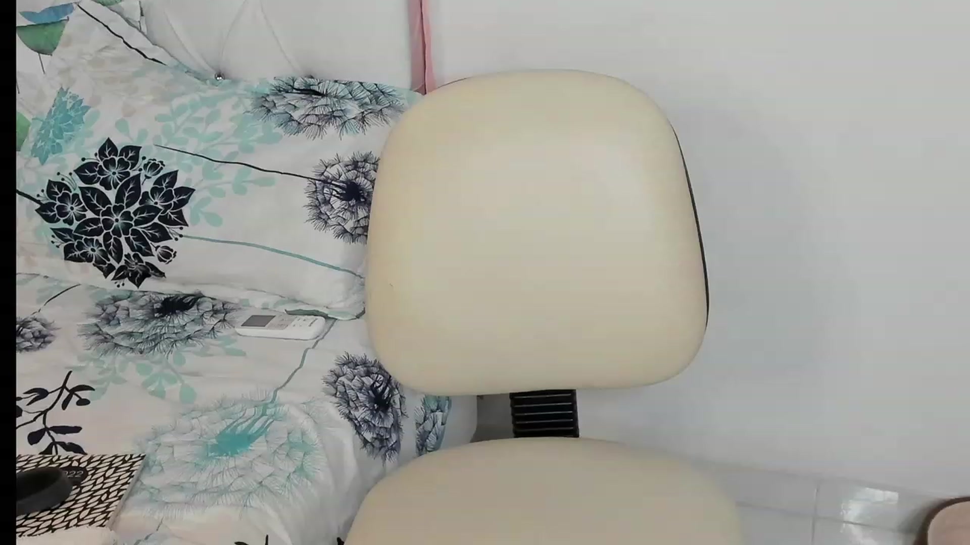 Gallery image thumbnail from Manelyk222's myfreecams stream on, 05/05/2023, 01:47 image 15 of 20