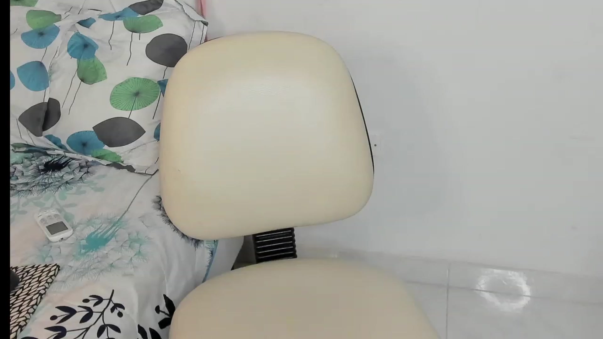 Gallery image thumbnail from Manelyk222's myfreecams stream on, 05/07/2023, 06:33 image 19 of 20