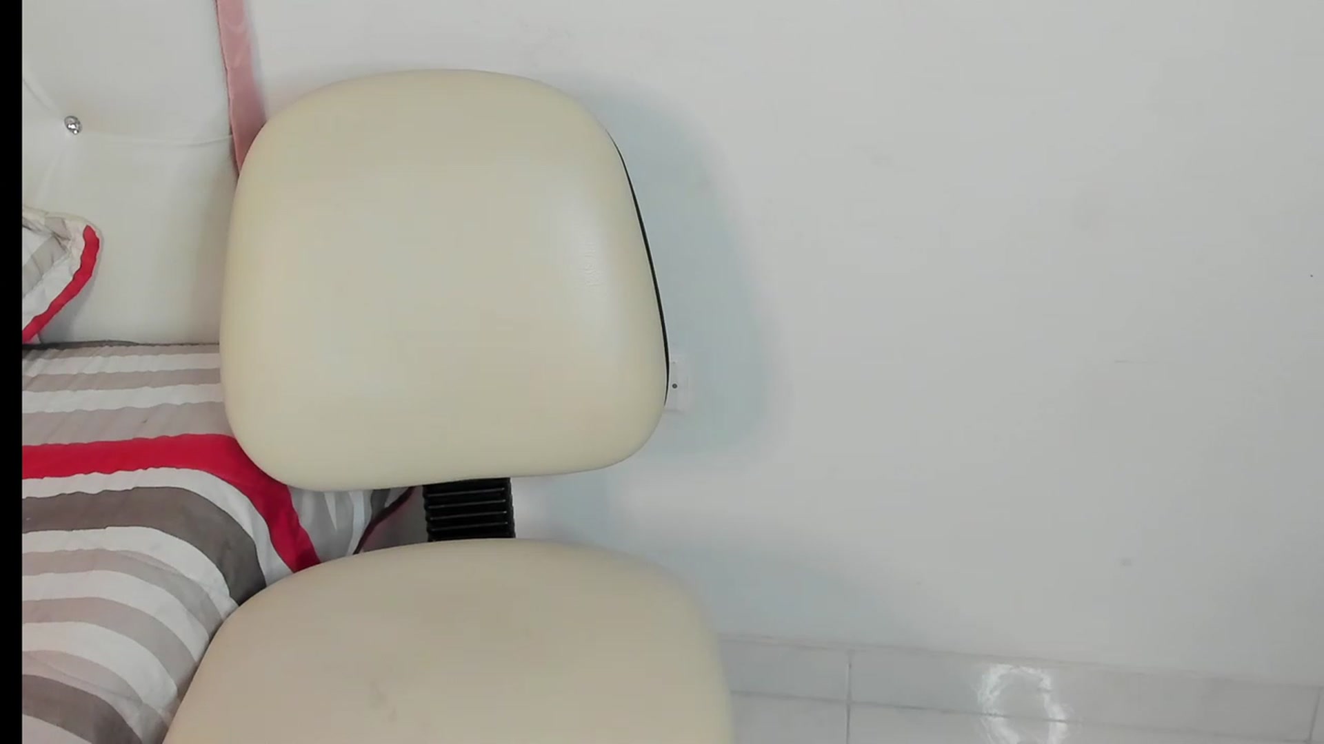 Gallery image thumbnail from Manelyk222's myfreecams stream on, 05/16/2023, 08:25 image 11 of 20