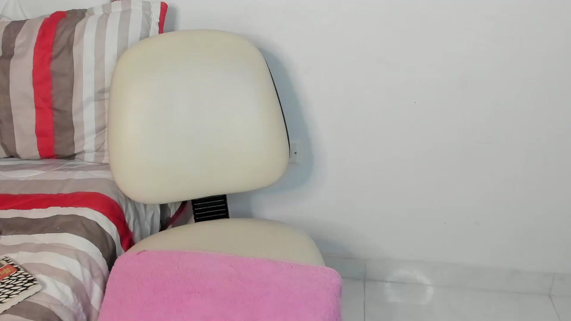 Gallery image thumbnail from Manelyk222's myfreecams stream on, 06/23/2023, 05:27 image 8 of 20