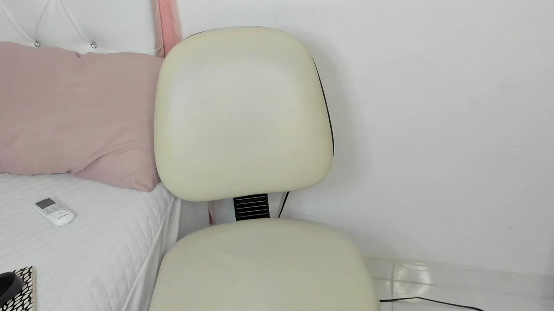 Gallery image thumbnail from Manelyk222's myfreecams stream on, 08/17/2023, 05:26 image 20 of 20