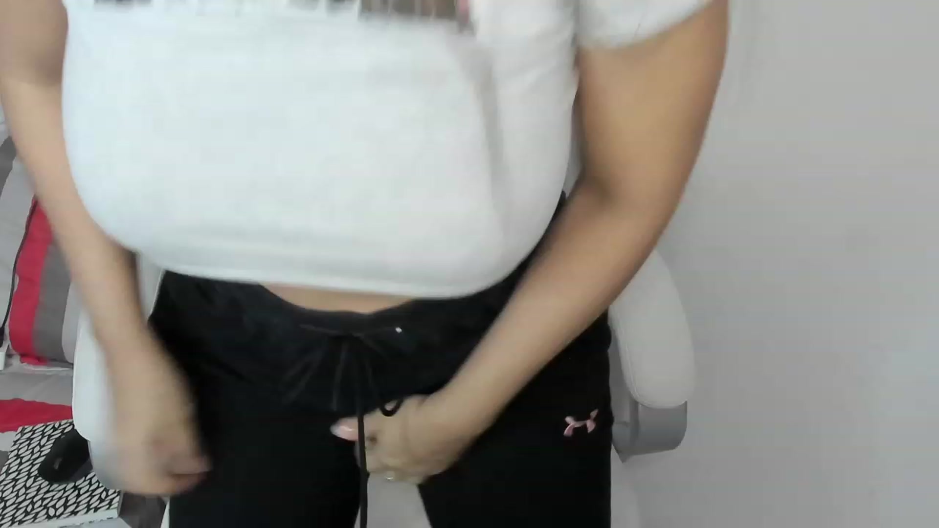 Gallery image thumbnail from Manelyk222's myfreecams stream on, 10/16/2023, 01:31 image 13 of 20