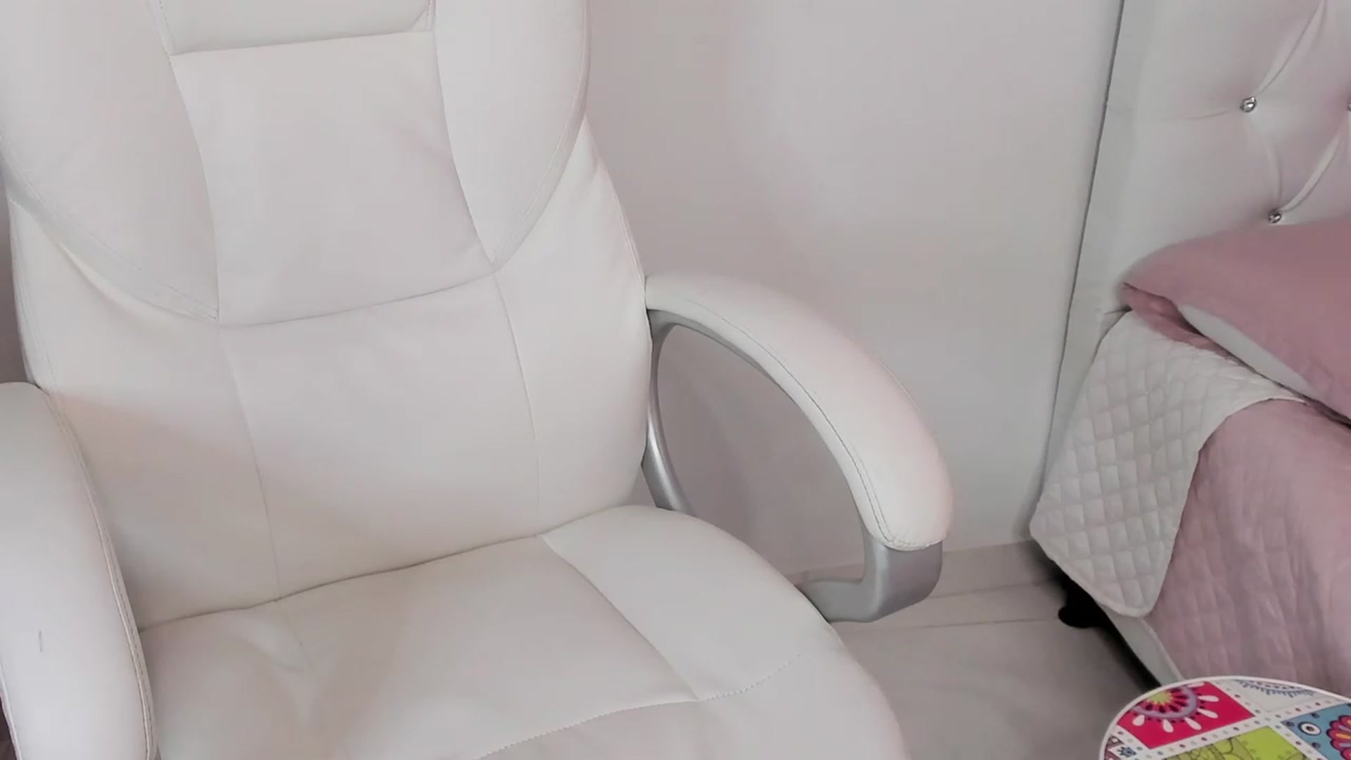 Gallery image thumbnail from Manelyk222's myfreecams stream on, 02/17/2024, 06:23 image 12 of 20