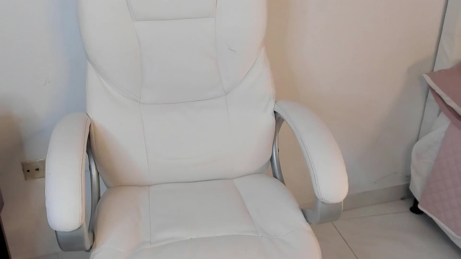 Gallery image thumbnail from Manelyk222's myfreecams stream on, 09/08/2024, 23:09 image 14 of 20