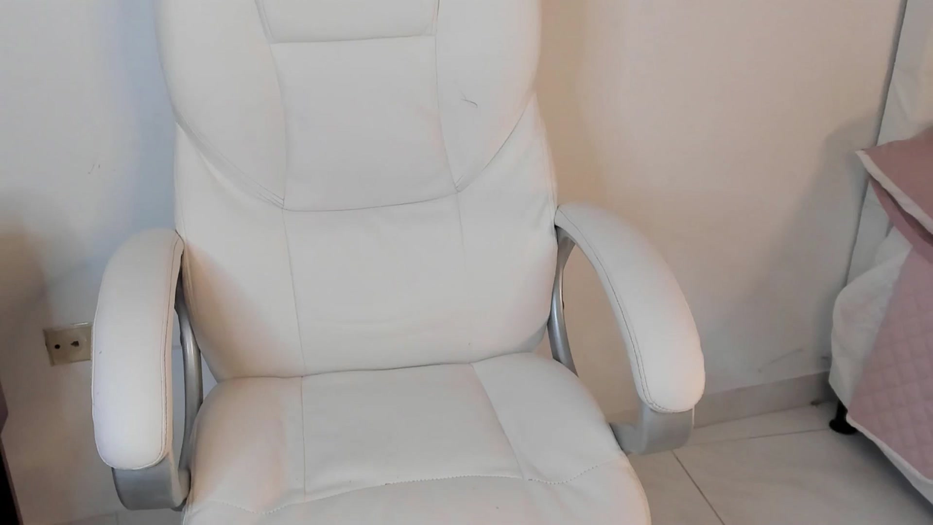 Gallery image thumbnail from Manelyk222's myfreecams stream on, 09/08/2024, 23:09 image 13 of 20