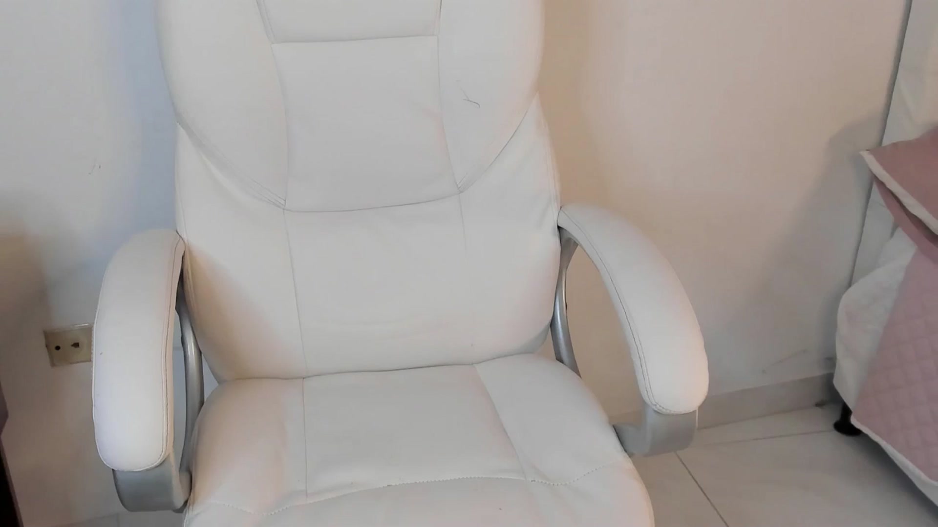 Gallery image thumbnail from Manelyk222's myfreecams stream on, 09/08/2024, 23:09 image 15 of 20