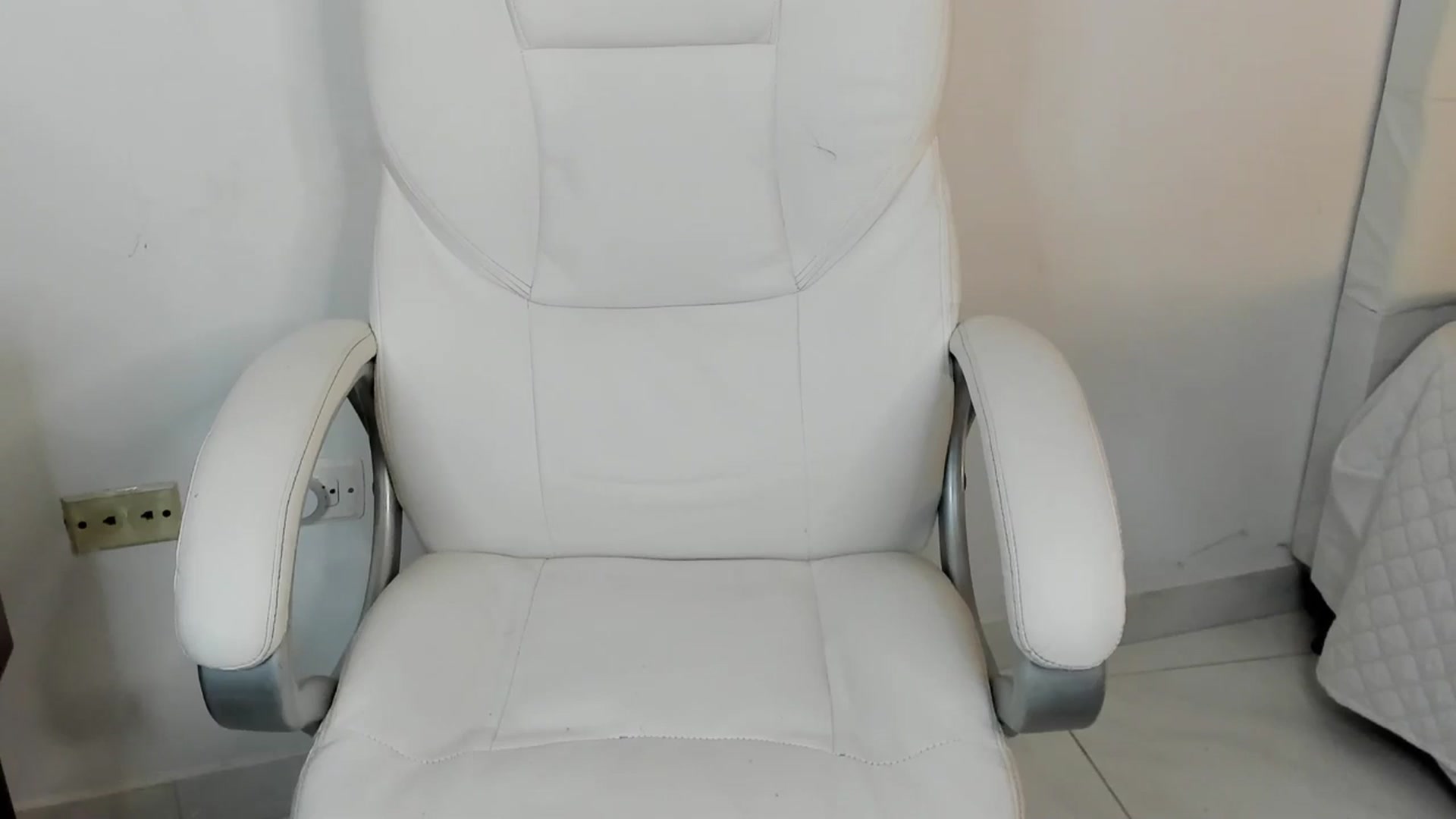 Gallery image thumbnail from Manelyk222's myfreecams stream on, 10/03/2024, 03:07 image 20 of 20