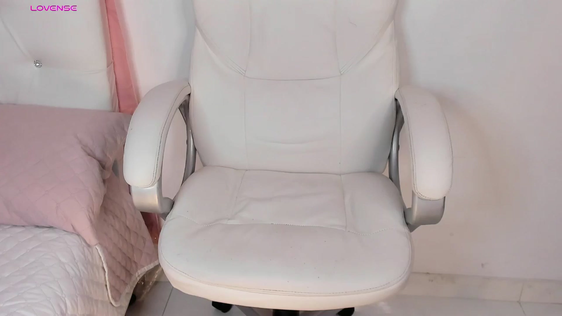 Gallery image thumbnail from Manelyk222's myfreecams stream on, 11/03/2024, 23:40 image 19 of 20