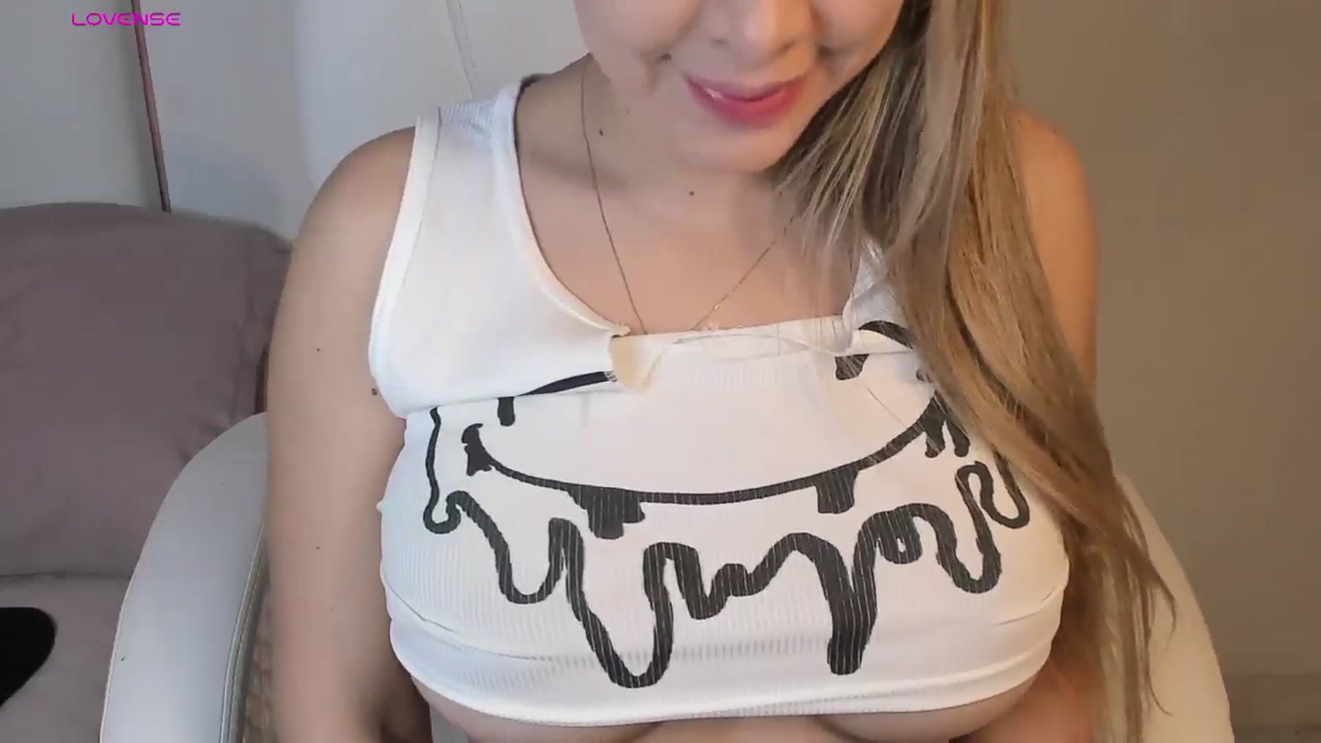 Gallery image thumbnail from Manelyk222's myfreecams stream on, 11/17/2024, 22:30 image 8 of 20