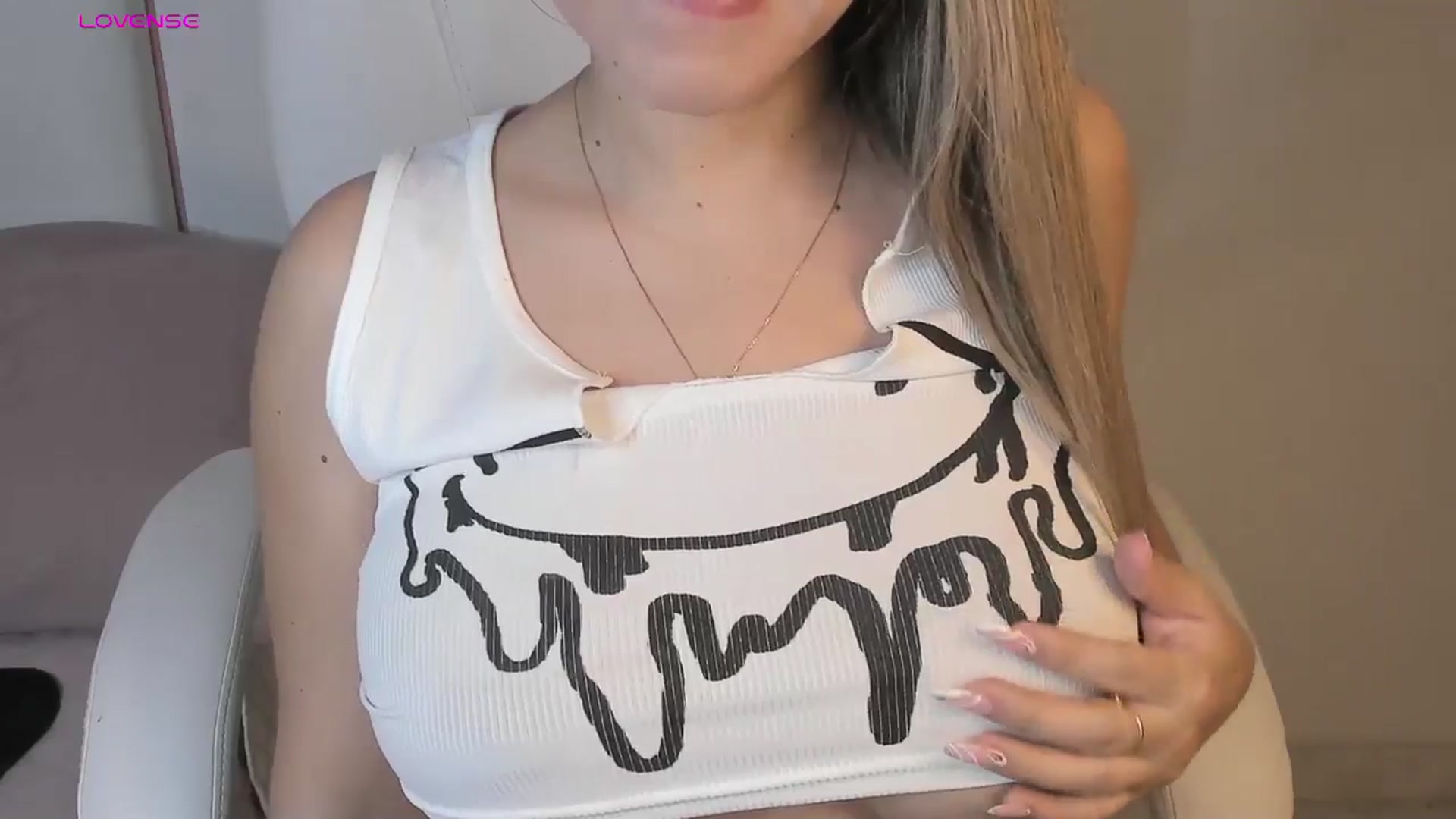 Gallery image thumbnail from Manelyk222's myfreecams stream on, 11/17/2024, 22:30 image 20 of 20