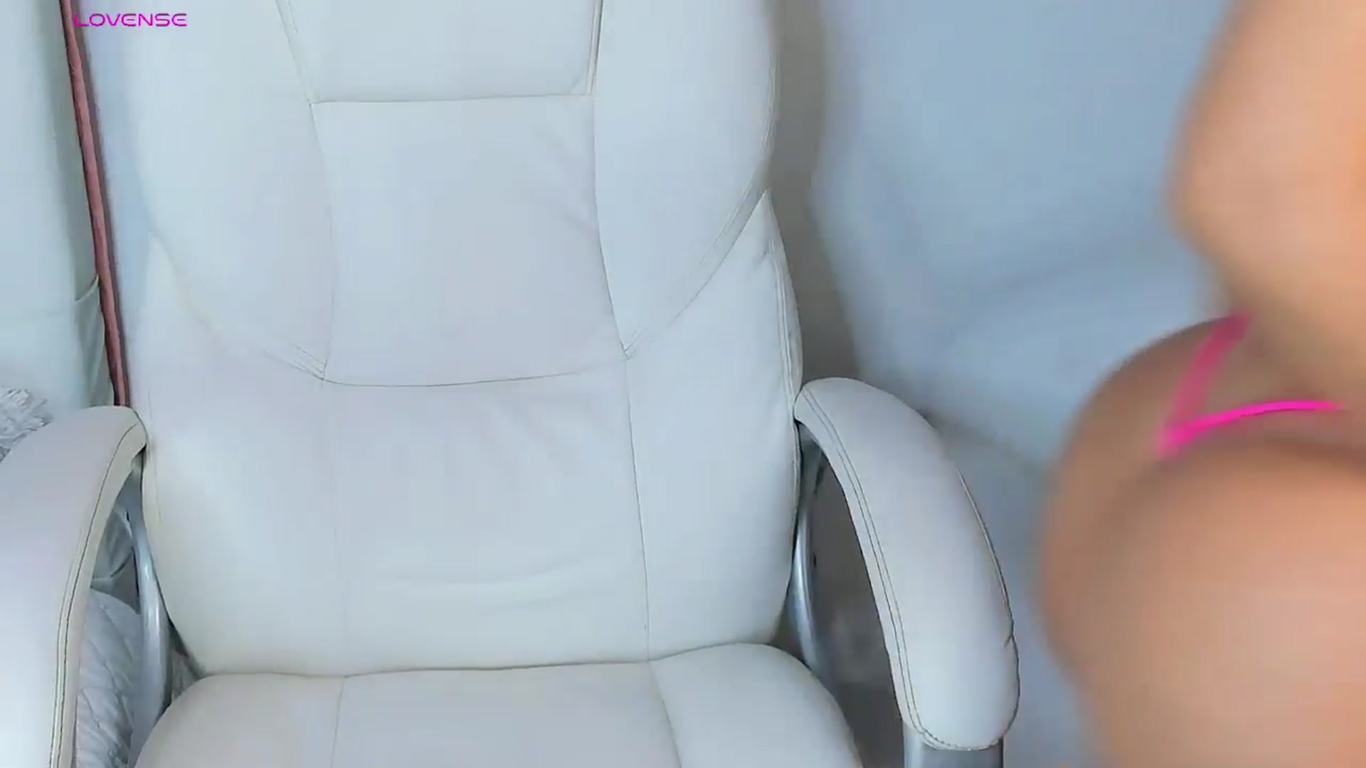 Gallery image thumbnail from Manelyk222's myfreecams stream on, 02/14/2025, 05:45 image 15 of 20