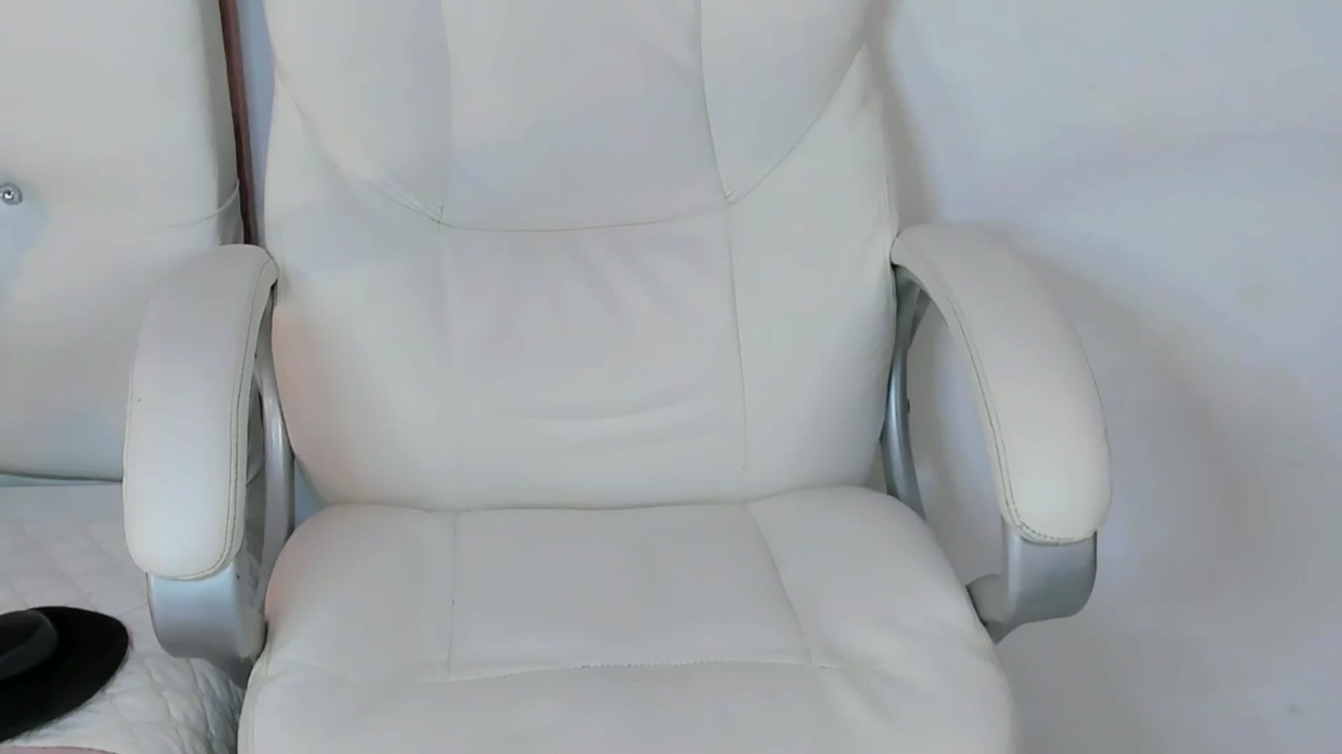 Gallery image thumbnail from Manelyk222's myfreecams stream on, 02/26/2025, 08:04 image 15 of 20