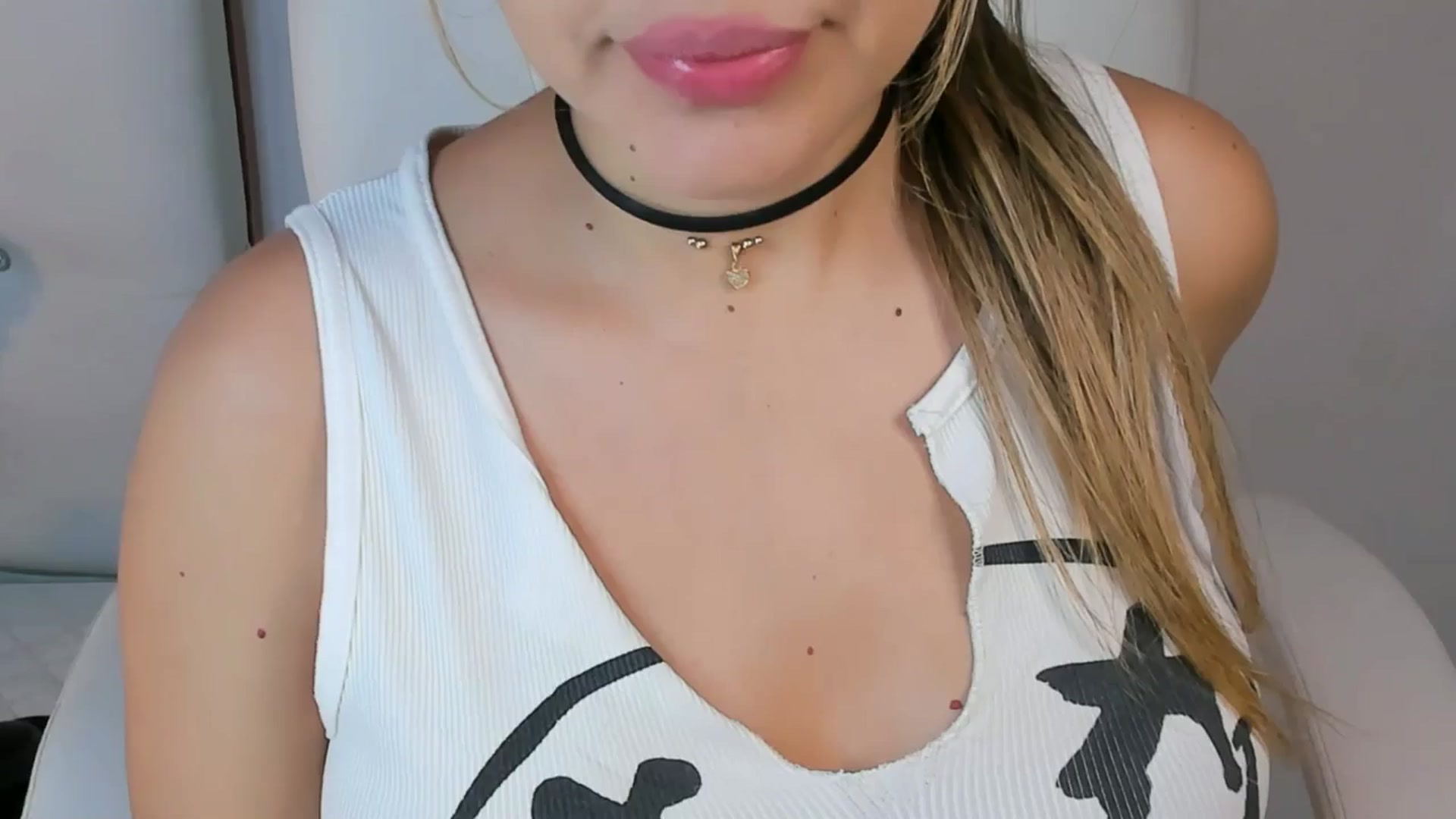 Gallery image thumbnail from Manelyk222's myfreecams stream on, 02/26/2025, 10:34 image 19 of 20