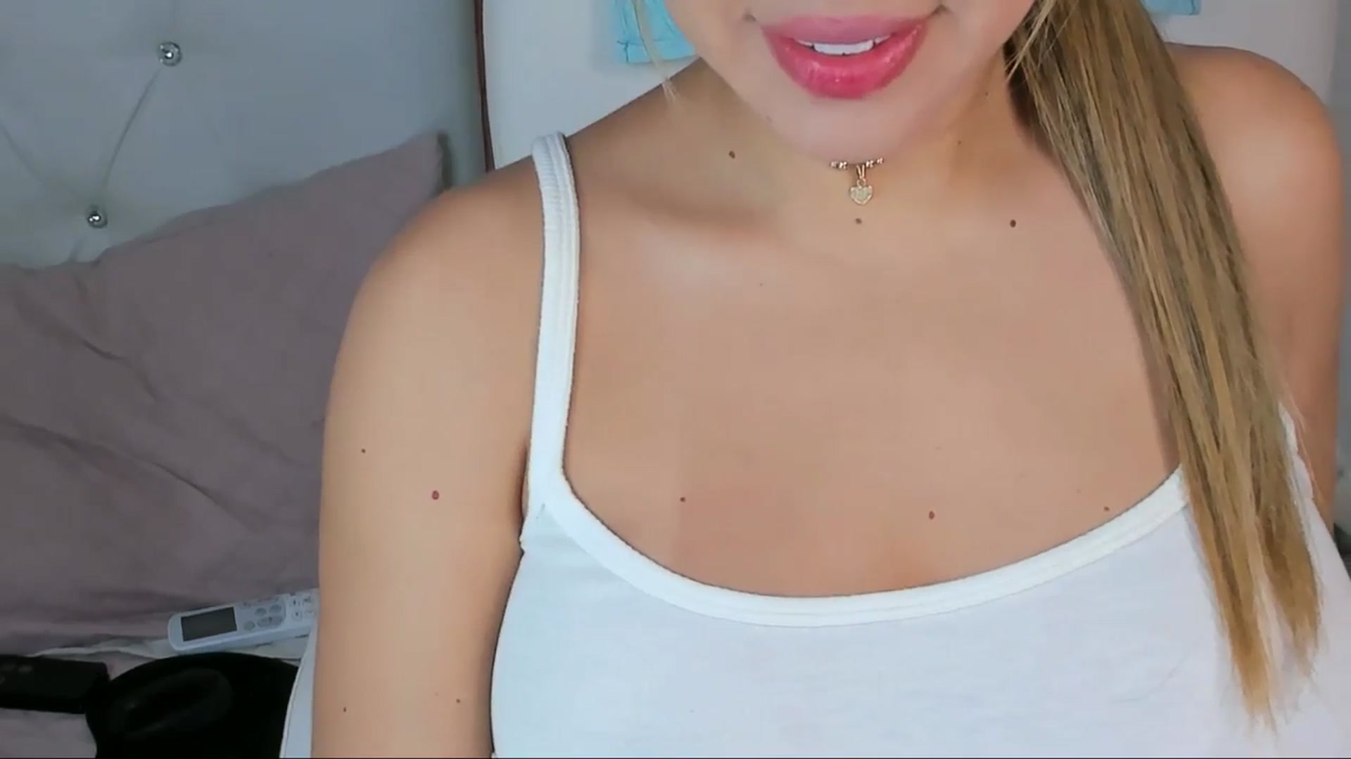 Gallery image thumbnail from Manelyk222's myfreecams stream on, 03/29/2025, 03:26 image 5 of 20