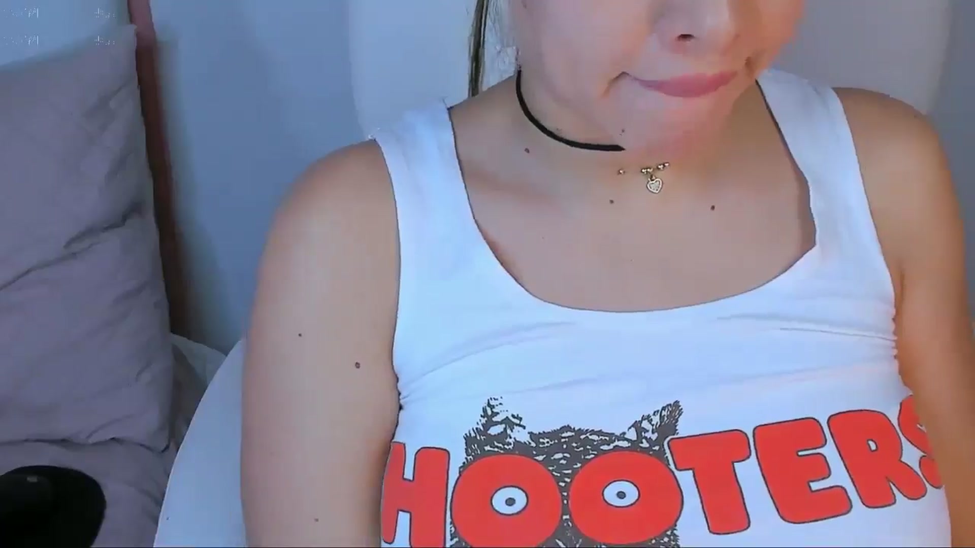 Gallery image thumbnail from Manelyk222's myfreecams stream on, 05/04/2025, 01:33 image 19 of 20