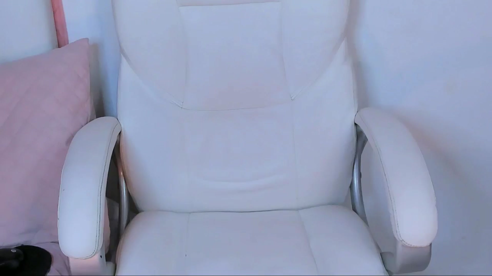 Gallery image thumbnail from Manelyk222's myfreecams stream on, 05/10/2025, 05:12 image 9 of 20