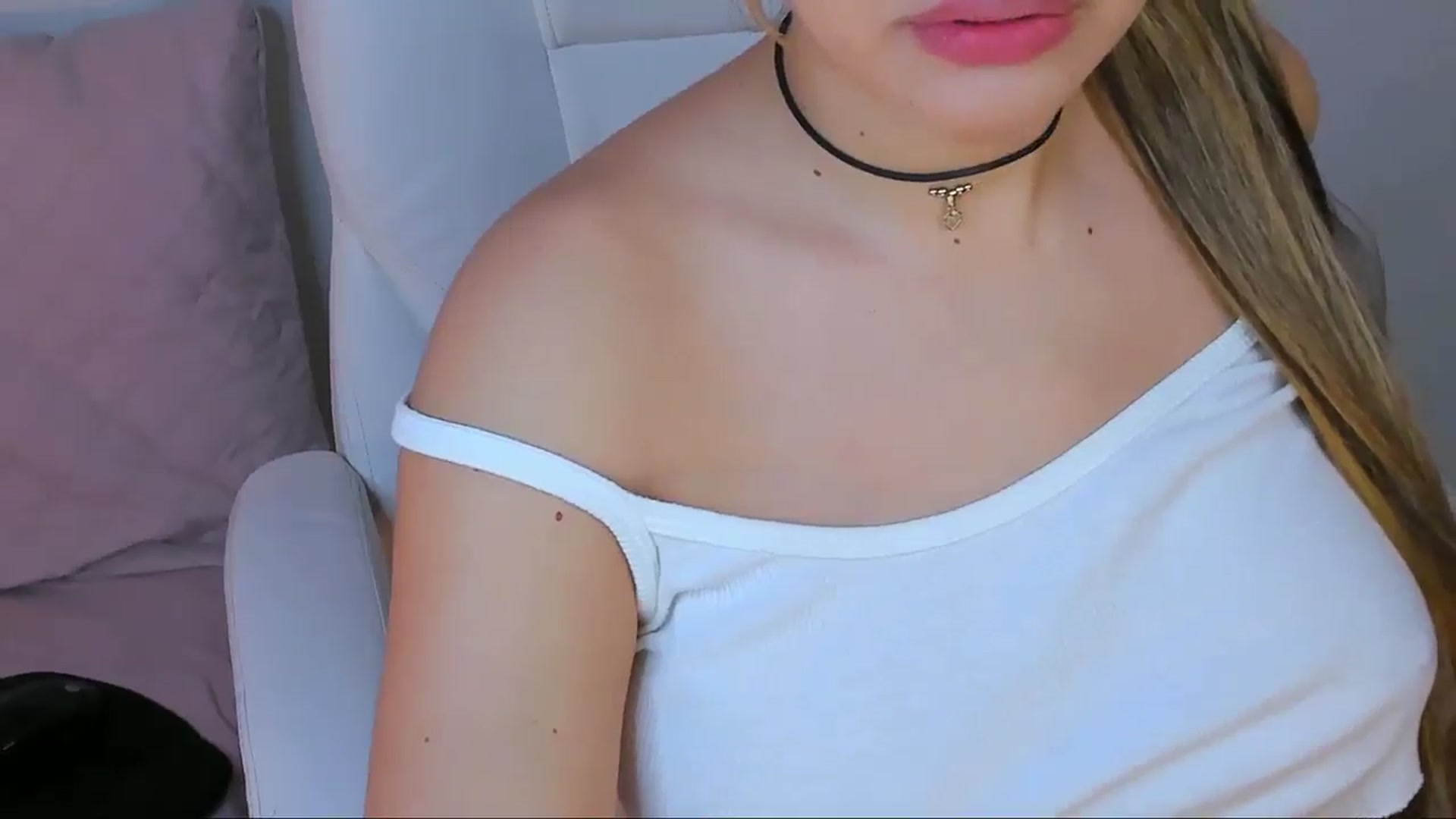 Gallery image thumbnail from Manelyk222's myfreecams stream on, 06/15/2025, 03:56 image 18 of 20
