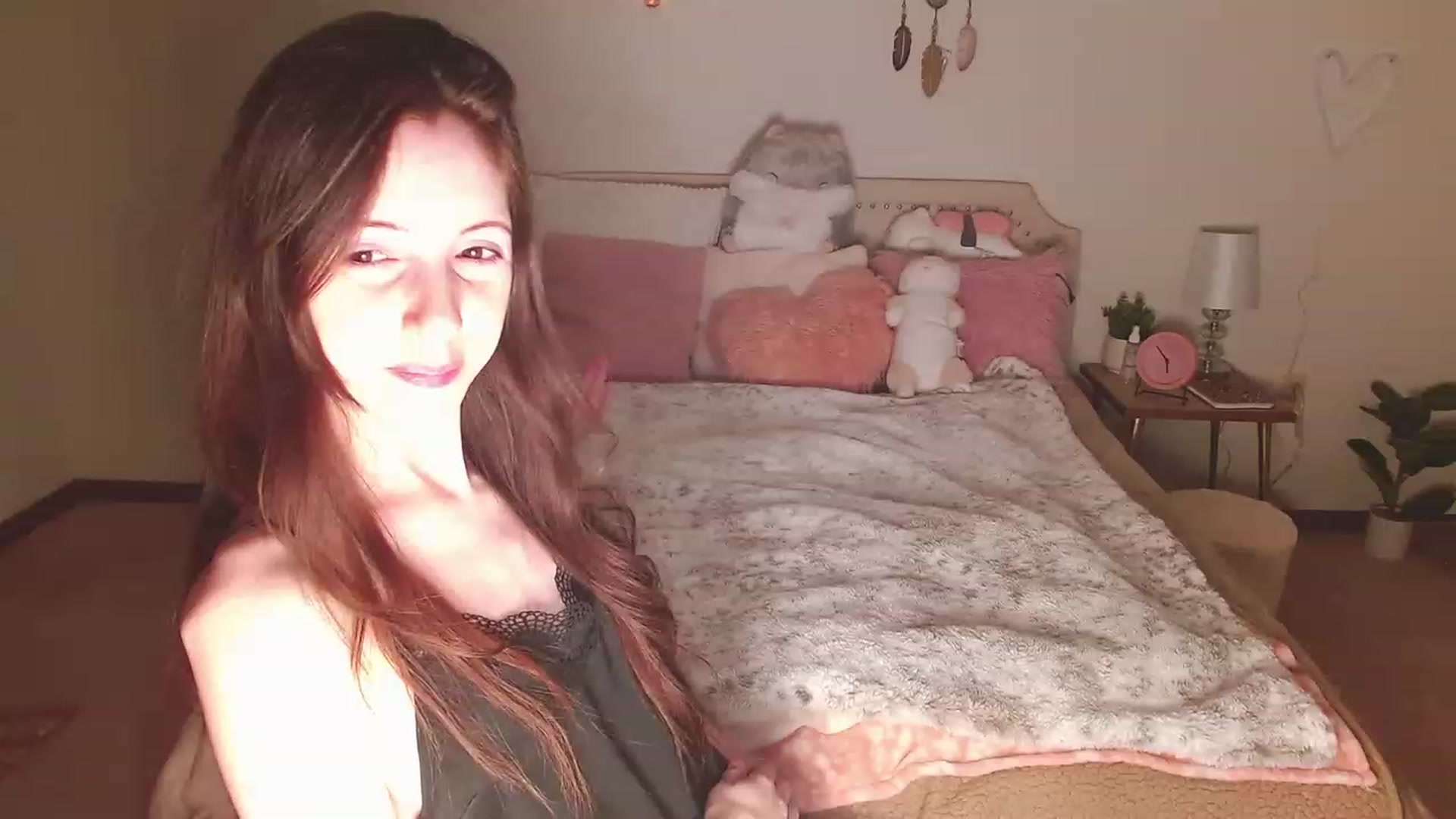 Gallery image thumbnail from MangoMae's myfreecams stream on, 03/24/2023, 11:39 image 2 of 20