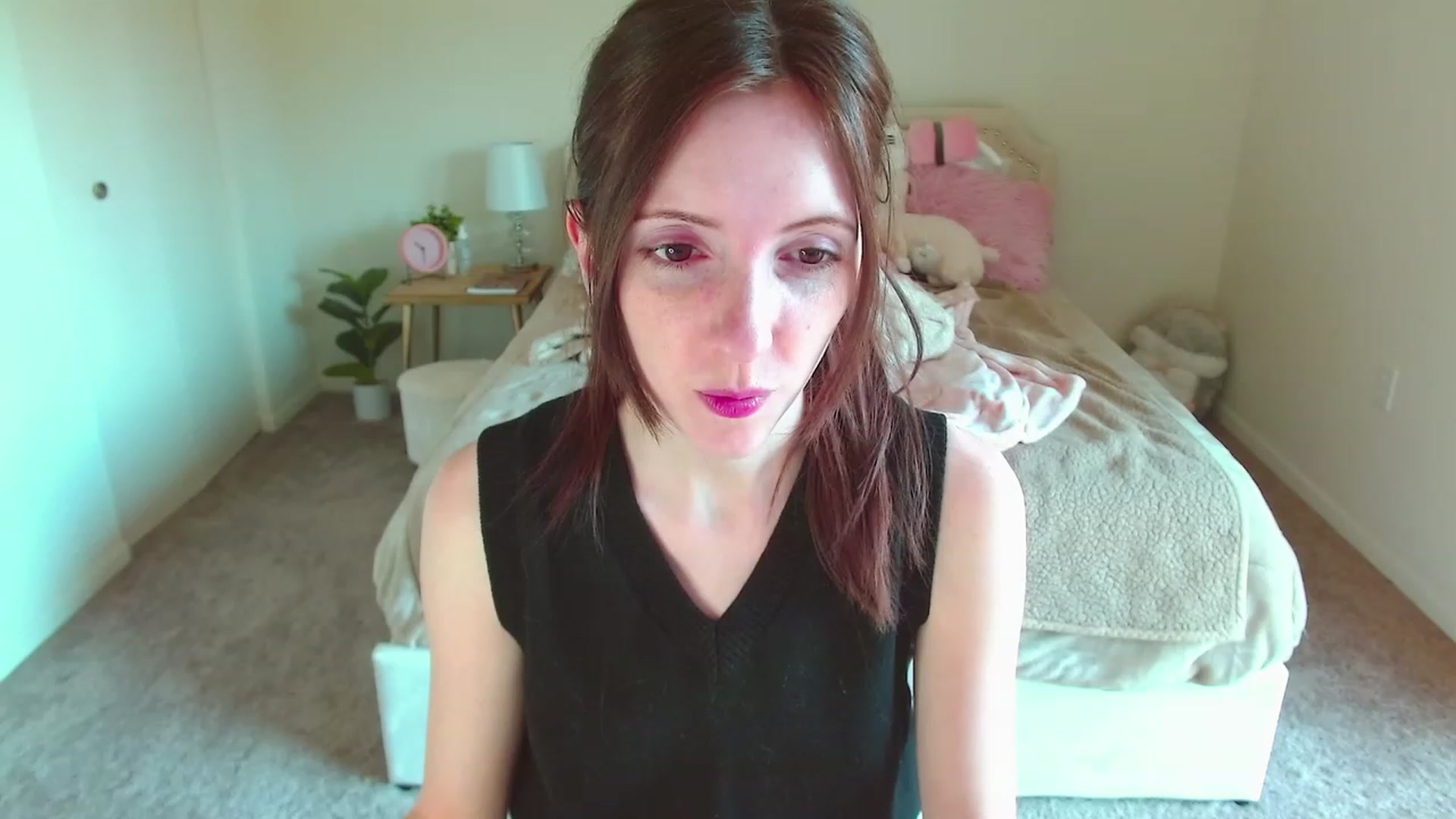 Gallery image thumbnail from MangoMae's myfreecams stream on, 04/15/2023, 14:44 image 8 of 20