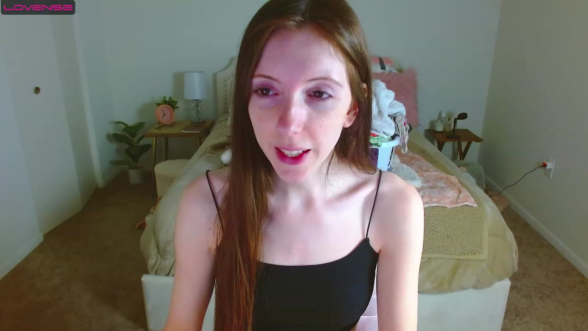 Gallery image thumbnail from MangoMae's myfreecams stream on, 04/22/2023, 12:40 image 1 of 20