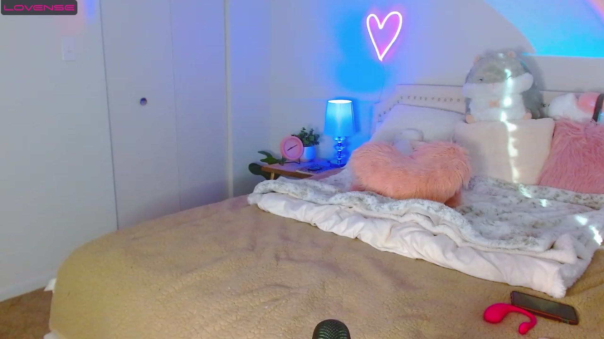 Gallery image thumbnail from MangoMae's myfreecams stream on, 04/29/2023, 12:38 image 10 of 20