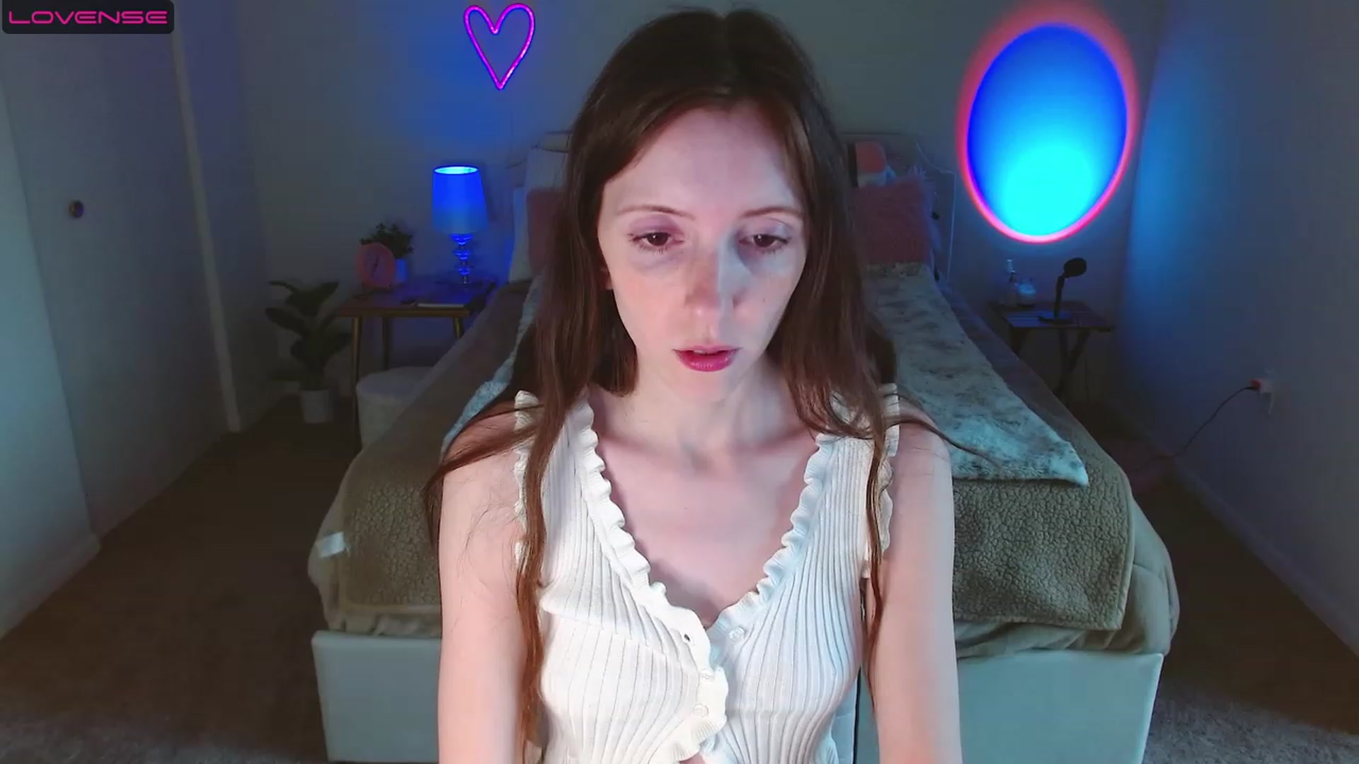 Gallery image thumbnail from MangoMae's myfreecams stream on, 05/06/2023, 17:48 image 7 of 20