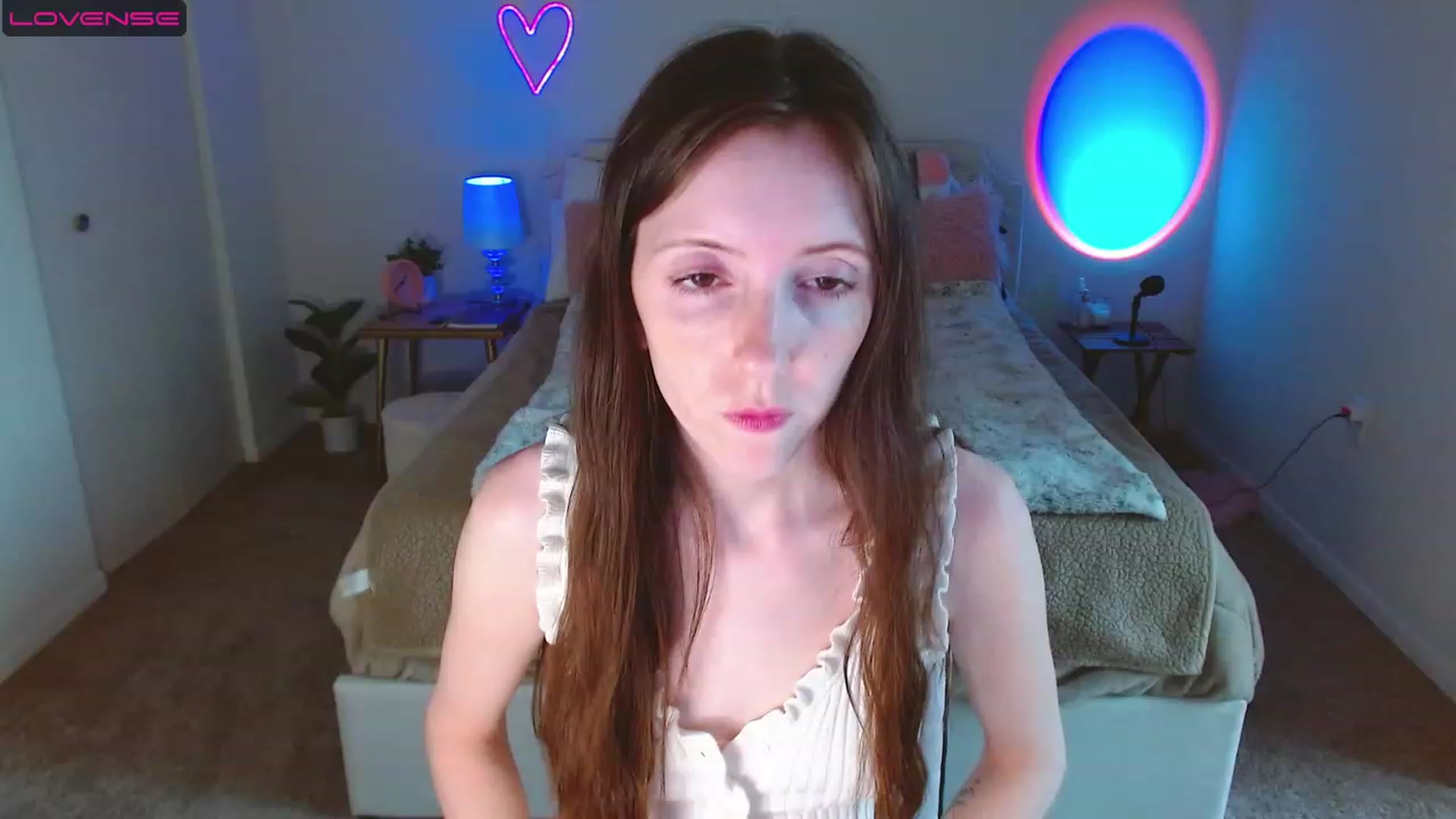 Gallery image thumbnail from MangoMae's myfreecams stream on, 05/06/2023, 17:48 image 12 of 20