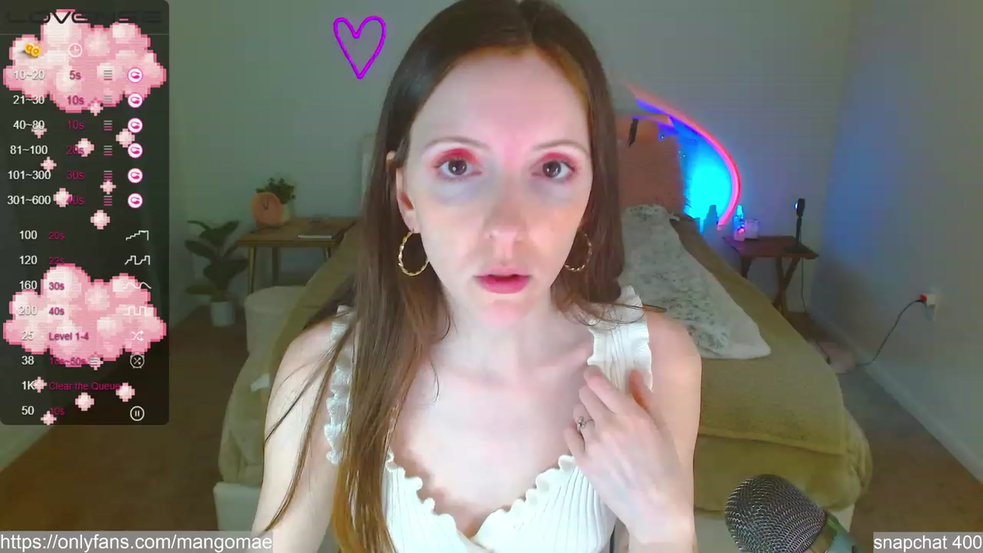 Gallery image thumbnail from MangoMae's myfreecams stream on, 05/13/2023, 16:40 image 6 of 20
