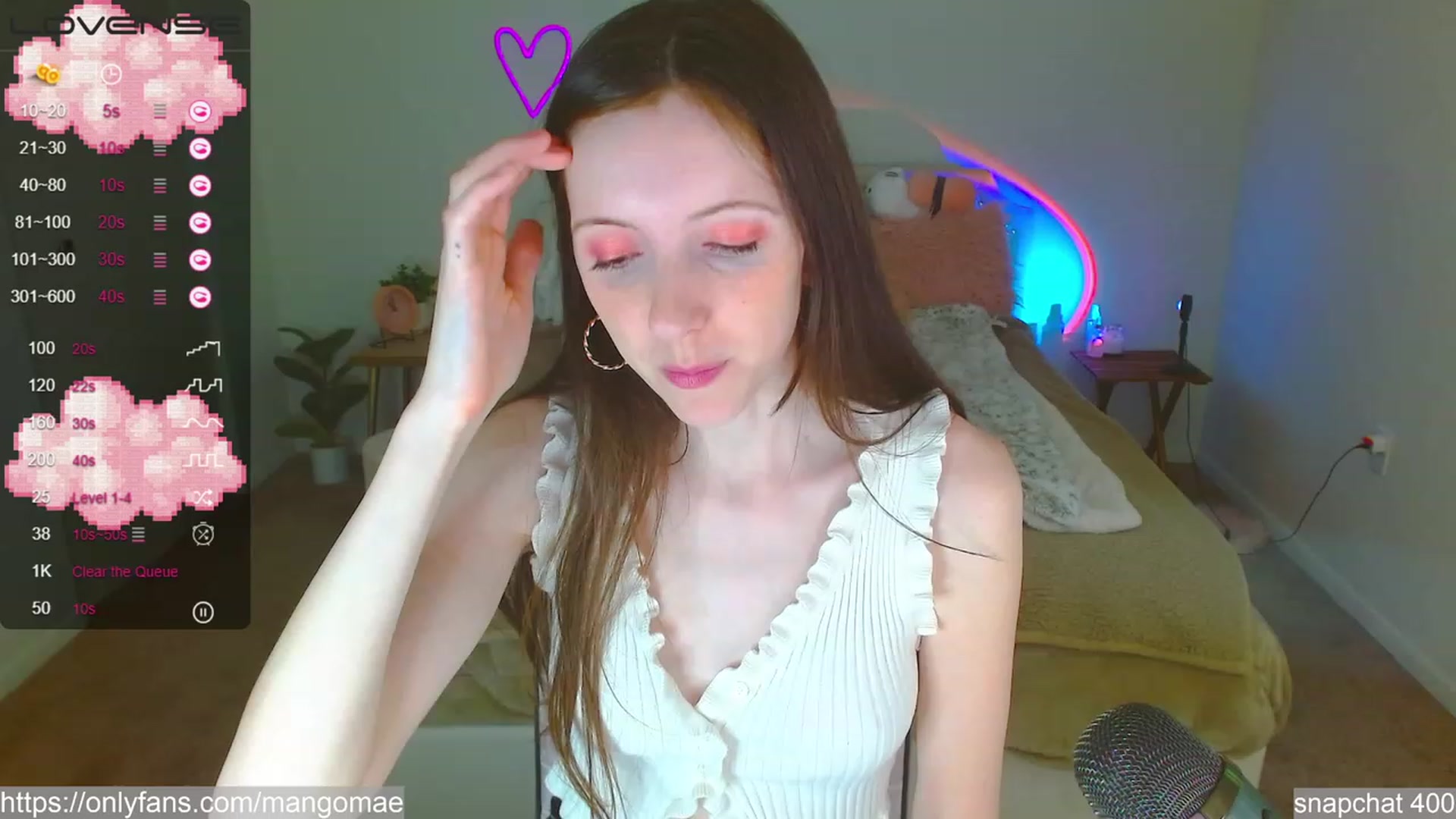 Gallery image thumbnail from MangoMae's myfreecams stream on, 05/13/2023, 16:40 image 5 of 20