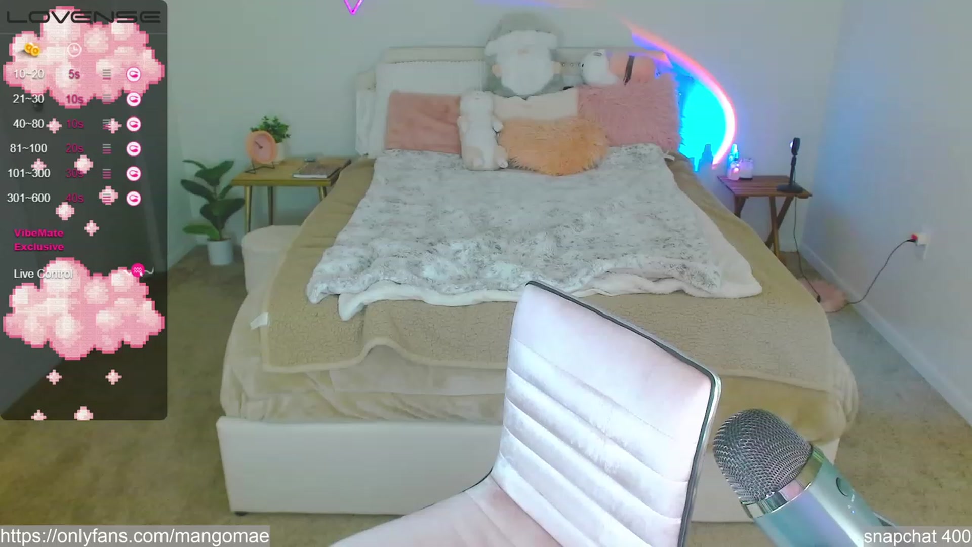 Gallery image thumbnail from MangoMae's myfreecams stream on, 05/13/2023, 16:40 image 4 of 20
