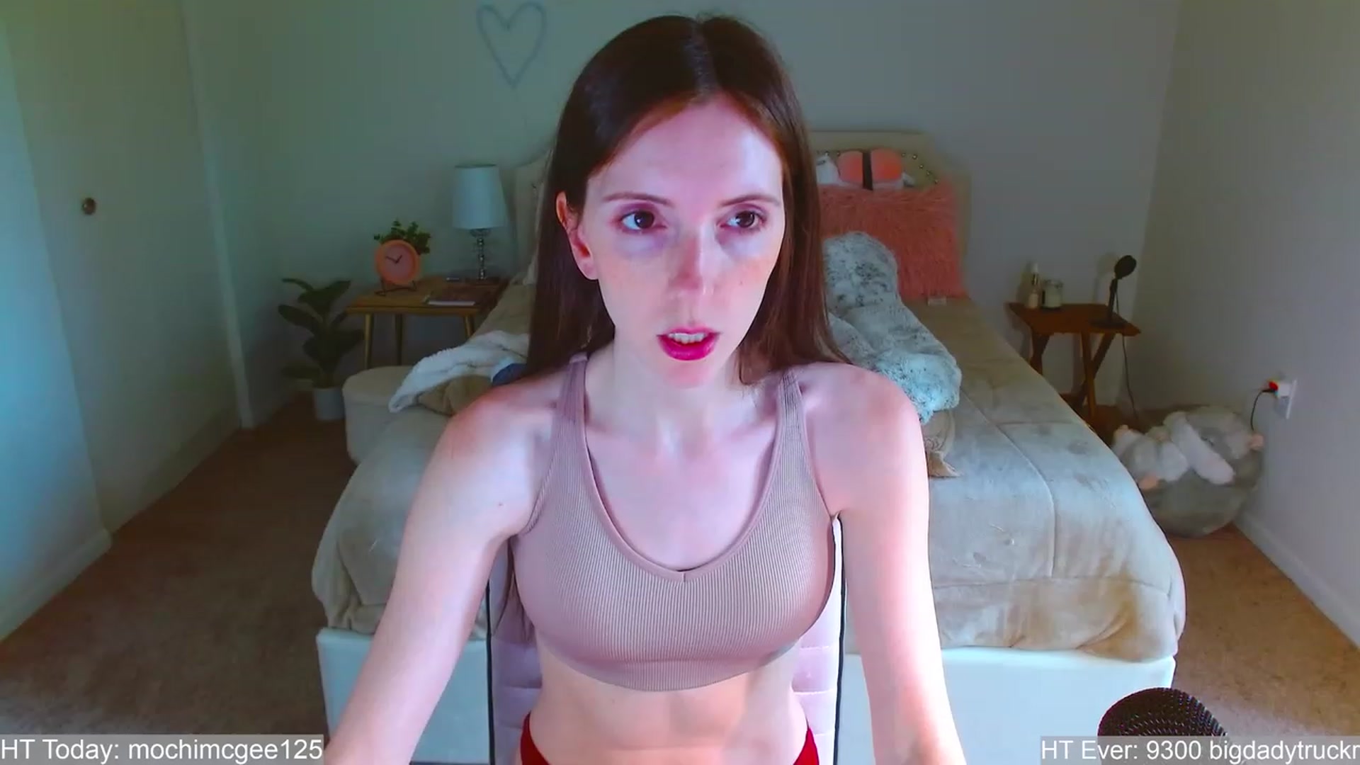 Gallery image thumbnail from MangoMae's myfreecams stream on, 06/10/2023, 17:56 image 16 of 20