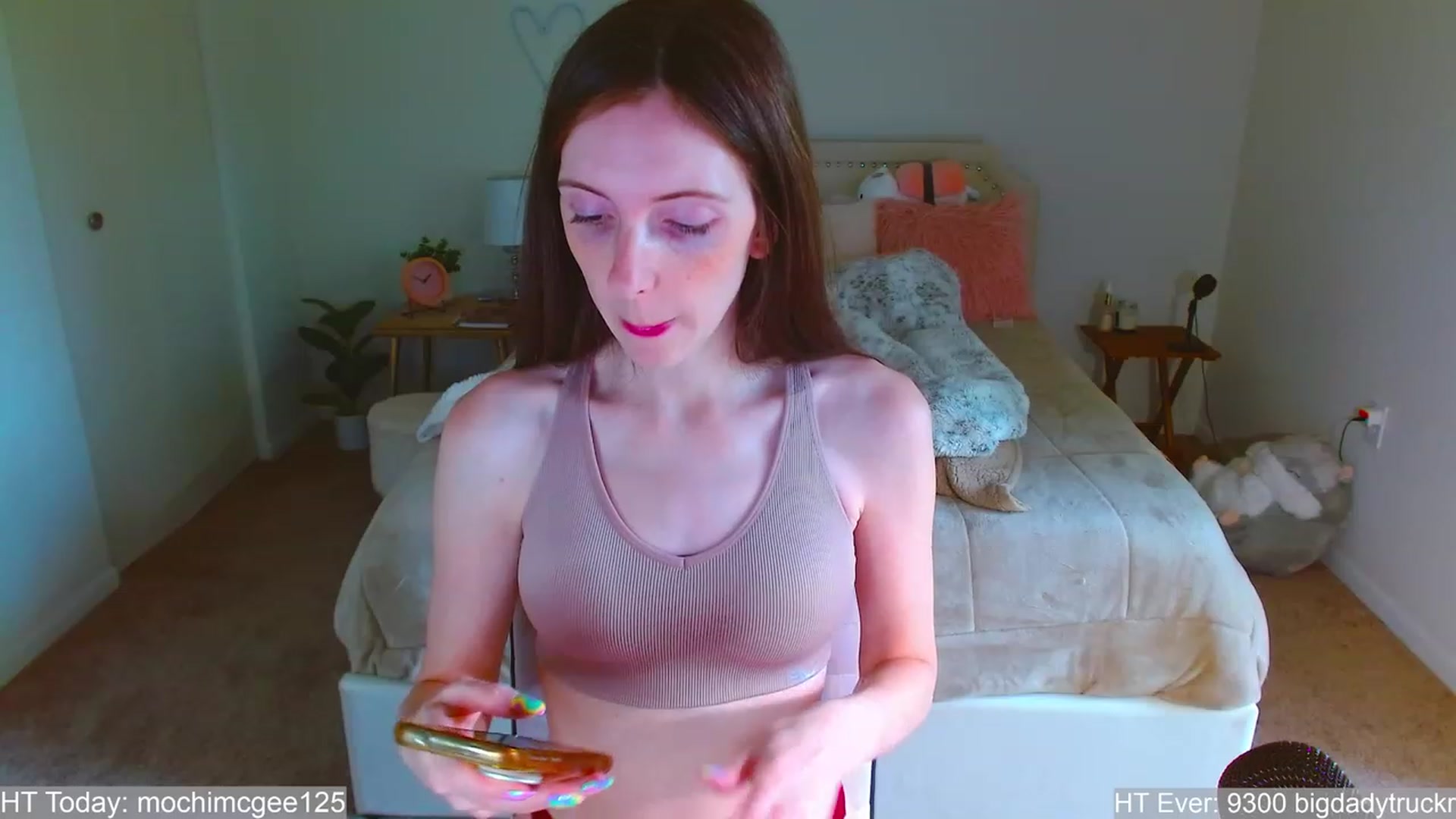Gallery image thumbnail from MangoMae's myfreecams stream on, 06/10/2023, 17:56 image 15 of 20