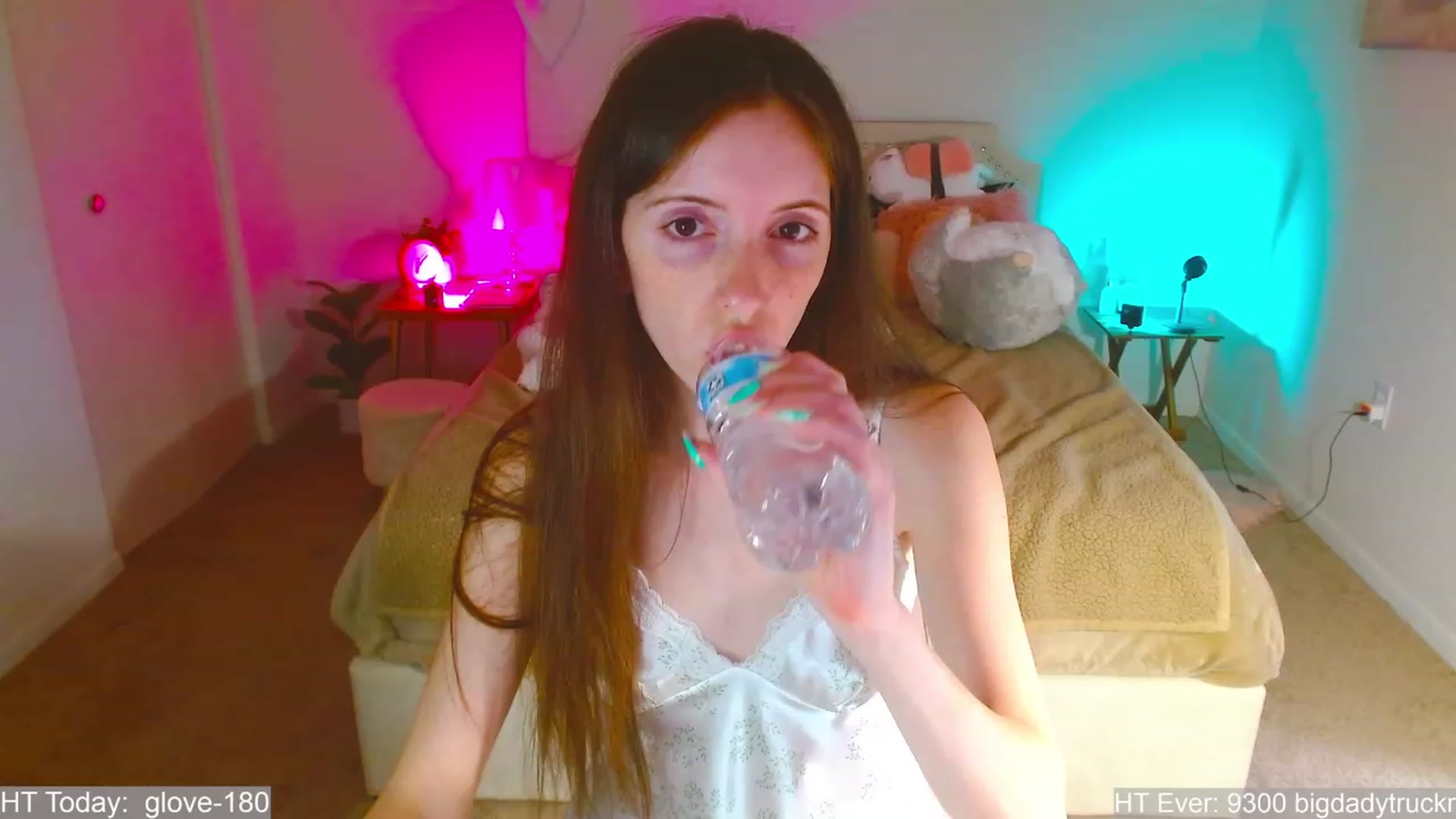 Gallery image thumbnail from MangoMae's myfreecams stream on, 07/09/2023, 24:02 image 4 of 20