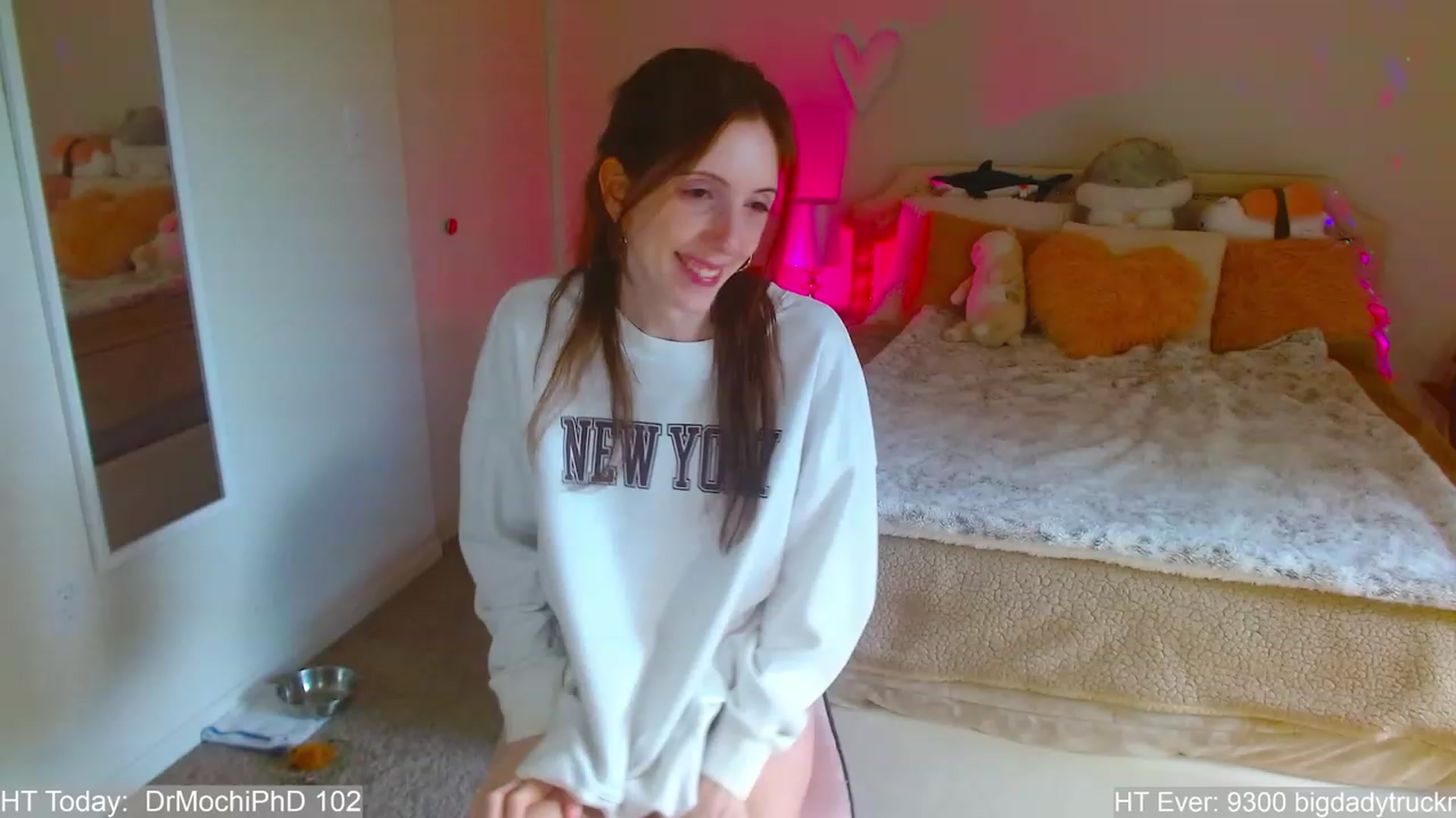 Gallery image thumbnail from MangoMae's myfreecams stream on, 07/30/2023, 18:11 image 2 of 20