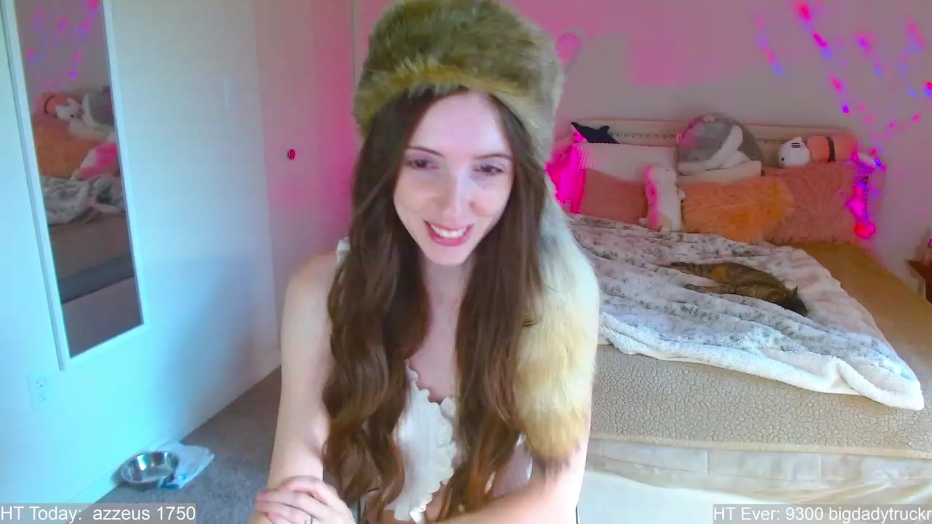 Gallery image thumbnail from MangoMae's myfreecams stream on, 08/08/2023, 23:10 image 2 of 20