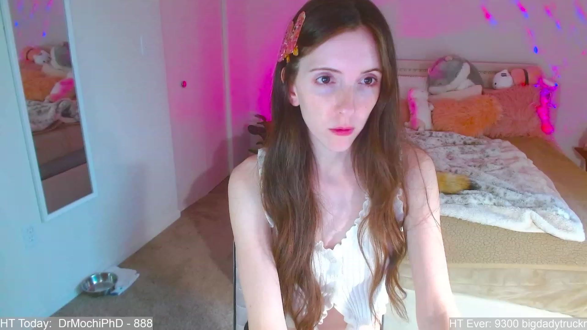 Gallery image thumbnail from MangoMae's myfreecams stream on, 08/08/2023, 23:10 image 19 of 20