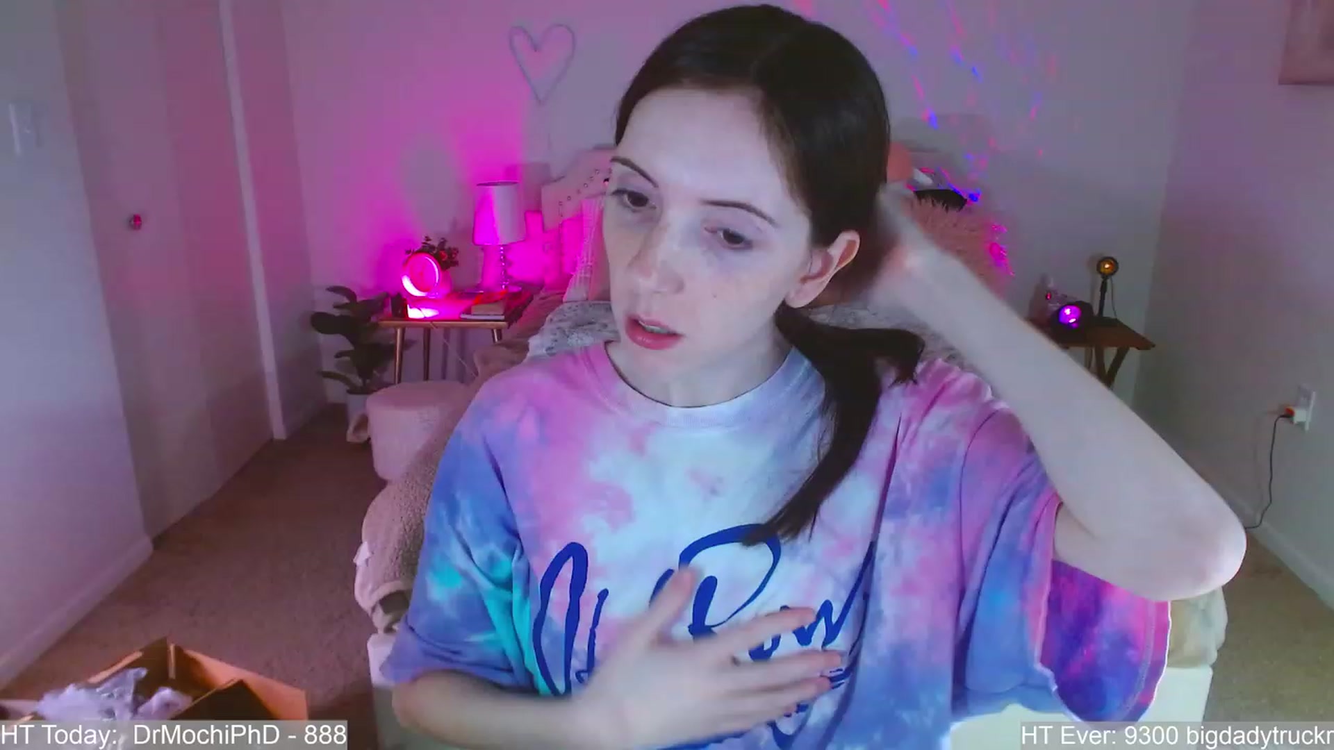 Gallery image thumbnail from MangoMae's myfreecams stream on, 08/16/2023, 22:43 image 5 of 20