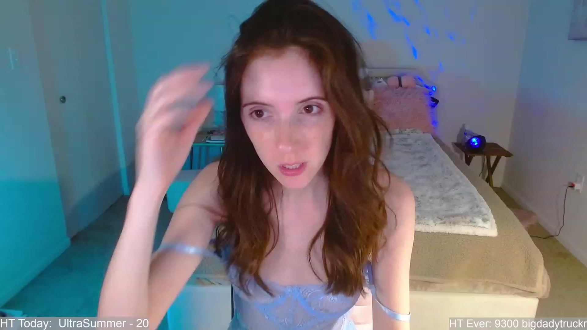 Gallery image thumbnail from MangoMae's myfreecams stream on, 08/18/2023, 24:38 image 1 of 20