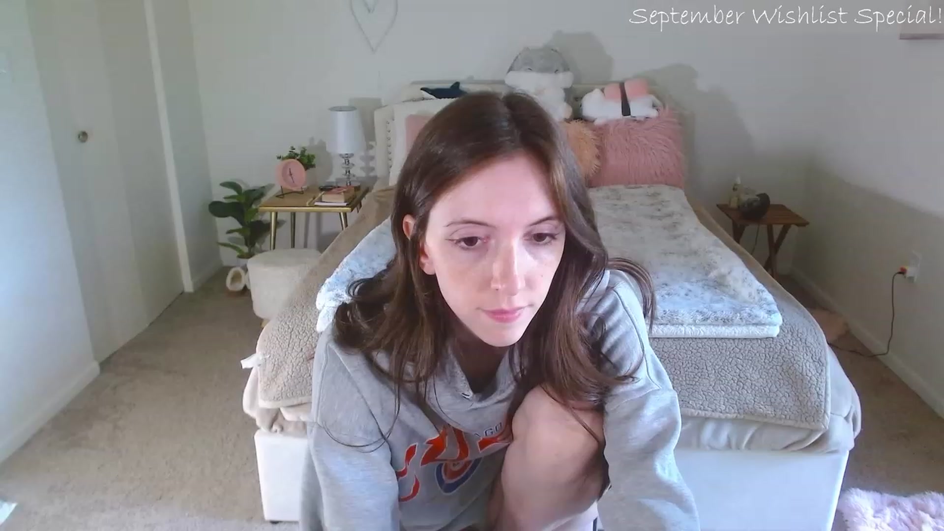 Gallery image thumbnail from MangoMae's myfreecams stream on, 09/14/2023, 16:51 image 15 of 20