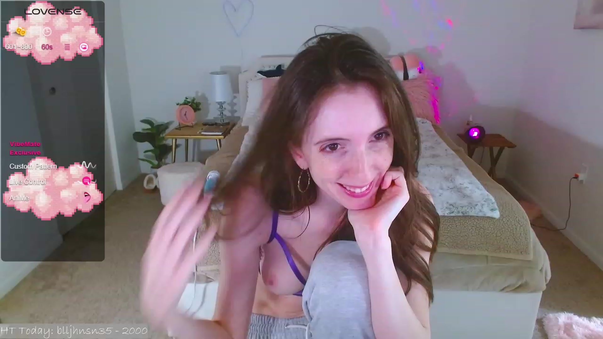 Gallery image thumbnail from MangoMae's myfreecams stream on, 09/16/2023, 17:30 image 20 of 20