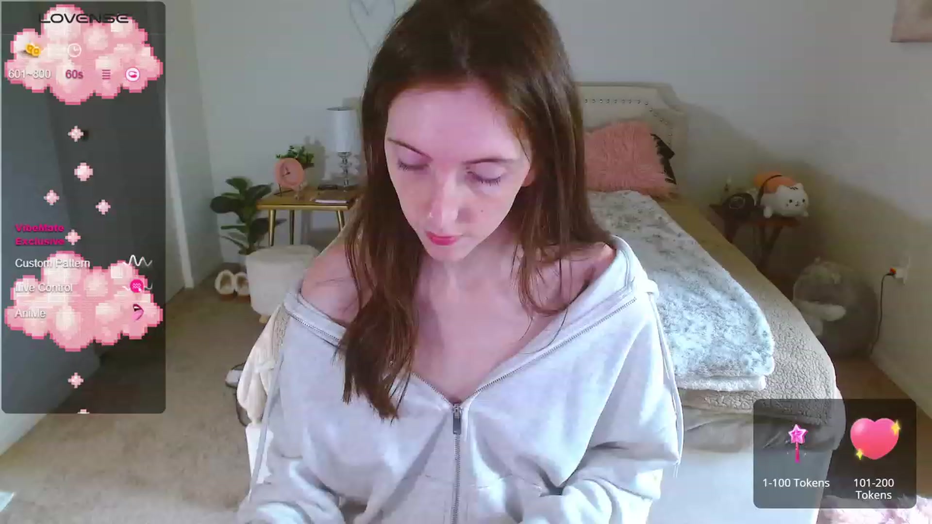 Gallery image thumbnail from MangoMae's myfreecams stream on, 09/19/2023, 16:05 image 6 of 20