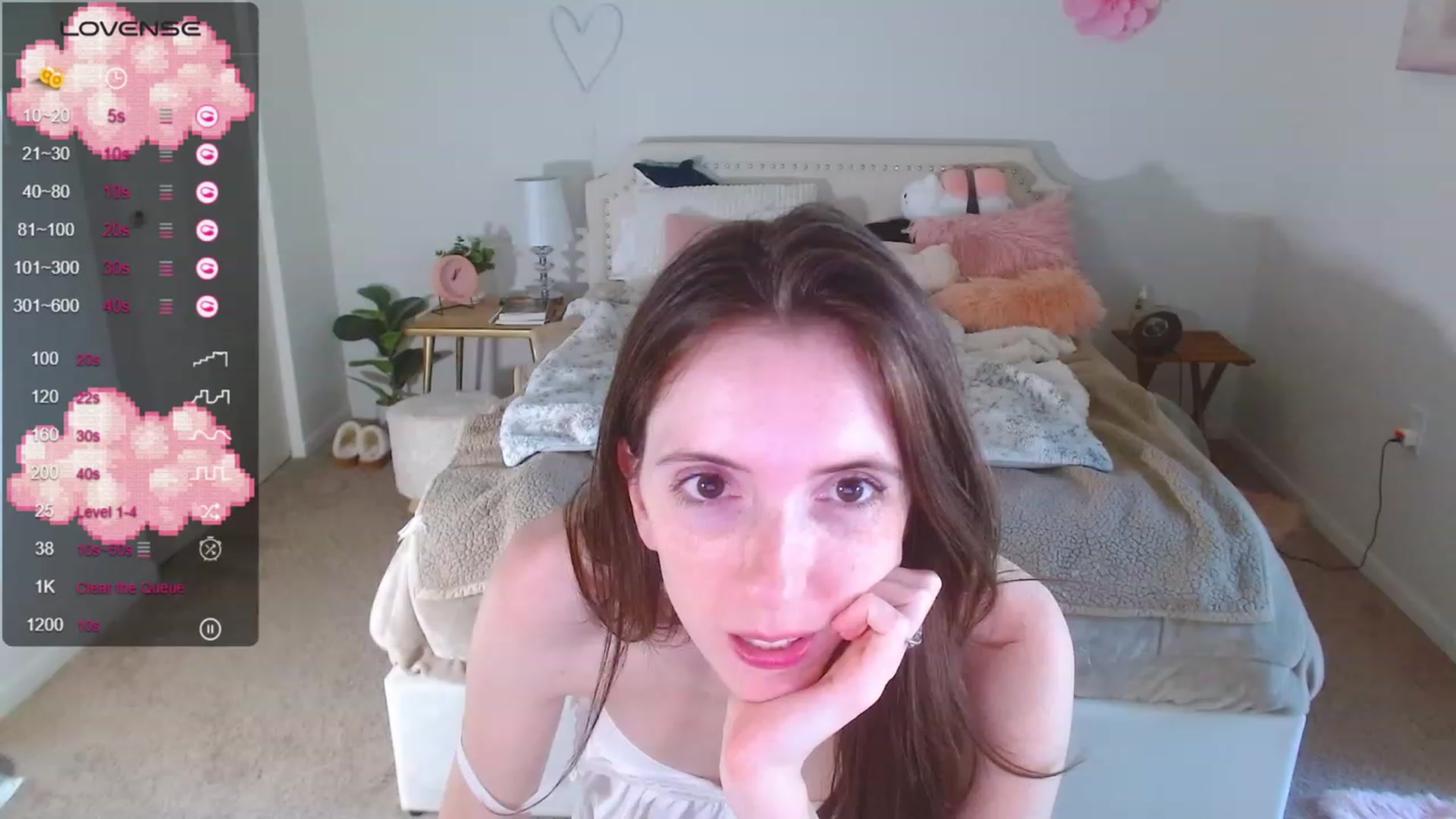 Gallery image thumbnail from MangoMae's myfreecams stream on, 09/23/2023, 17:23 image 13 of 20